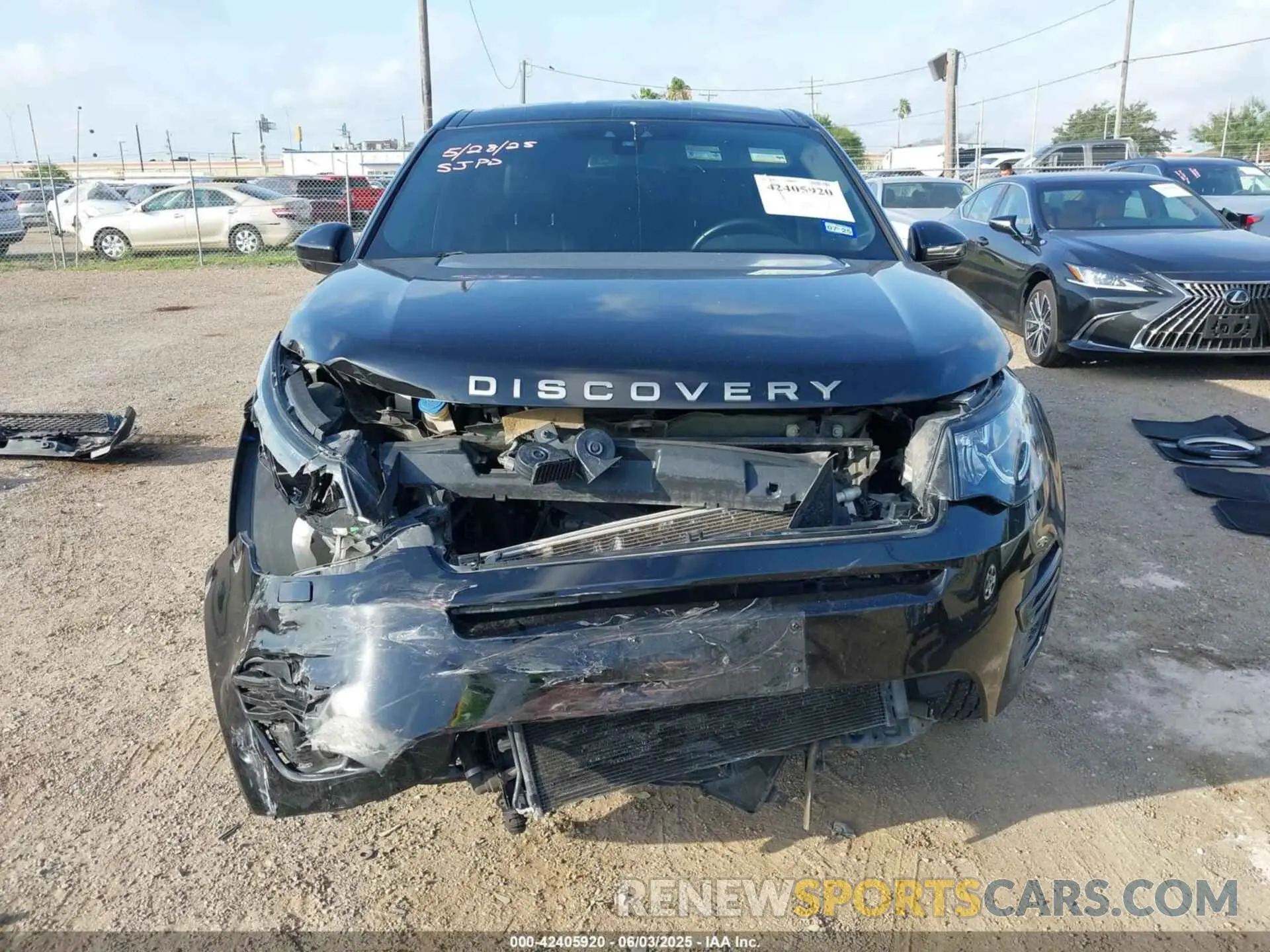13 Photograph of a damaged car SALCP2FX3KH811751 LAND ROVER DISCOVERY SPORT 2019