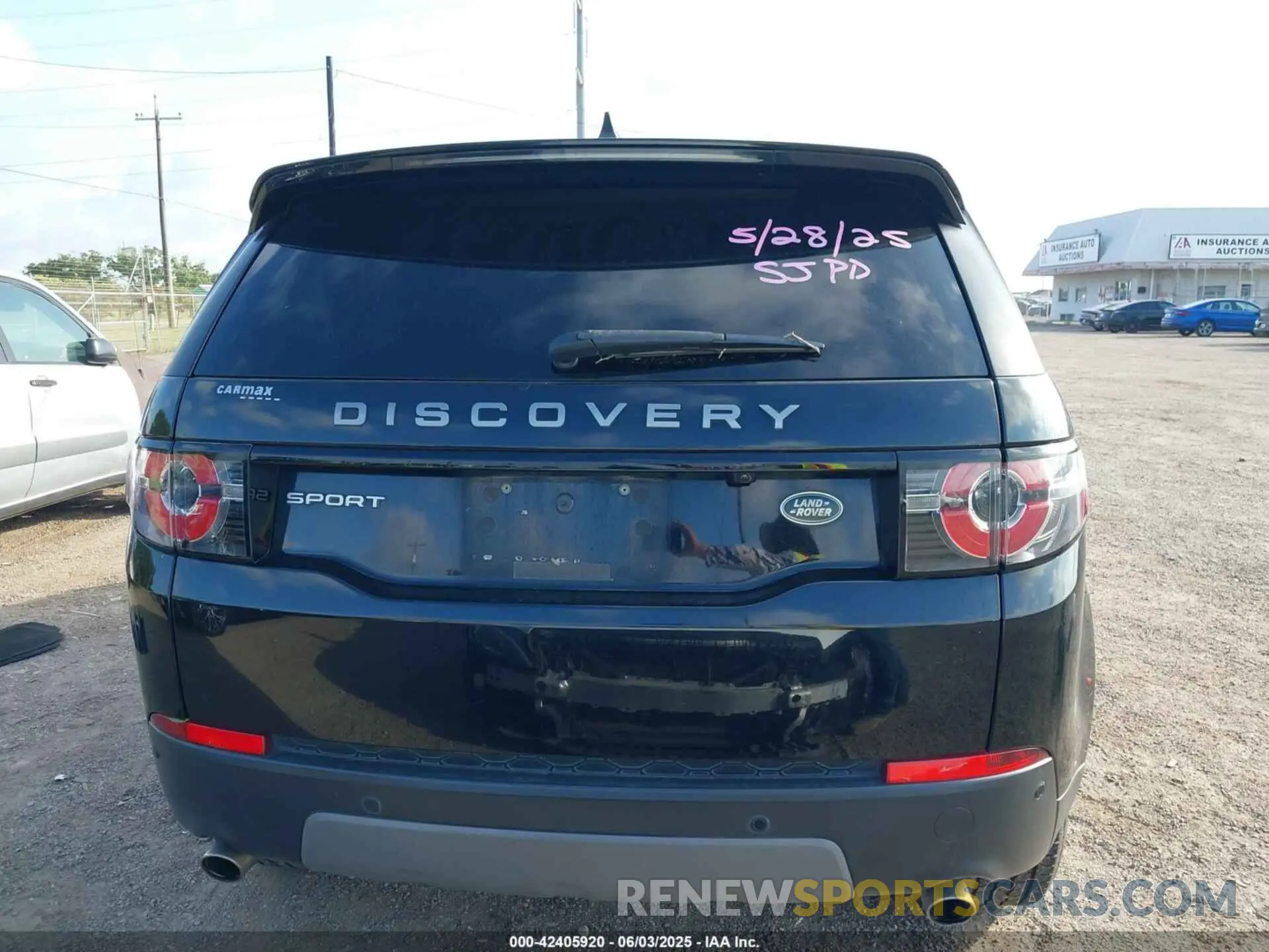 17 Photograph of a damaged car SALCP2FX3KH811751 LAND ROVER DISCOVERY SPORT 2019