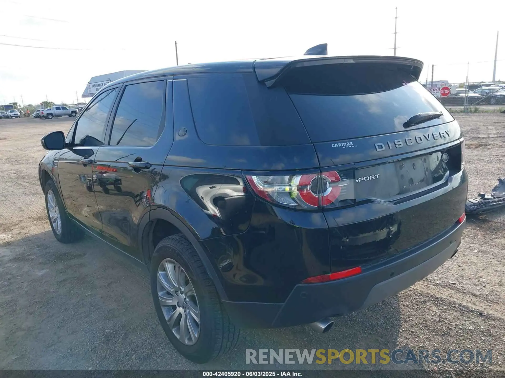 3 Photograph of a damaged car SALCP2FX3KH811751 LAND ROVER DISCOVERY SPORT 2019