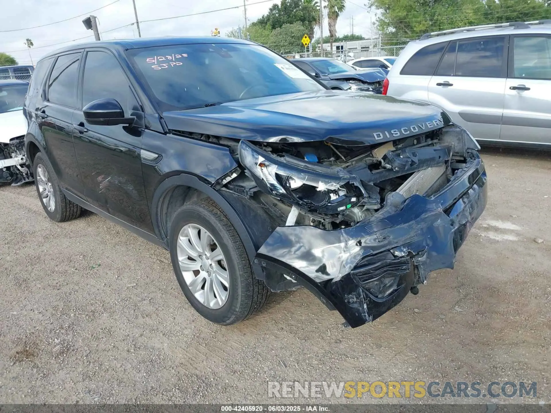 6 Photograph of a damaged car SALCP2FX3KH811751 LAND ROVER DISCOVERY SPORT 2019
