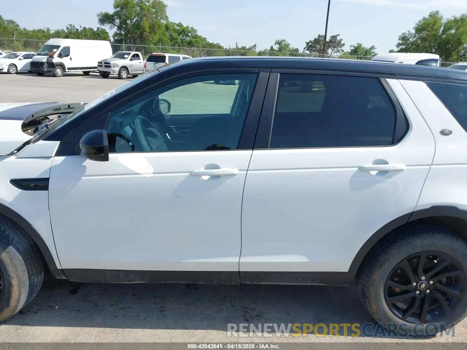 14 Photograph of a damaged car SALCP2FX7KH791648 LAND ROVER DISCOVERY SPORT 2019