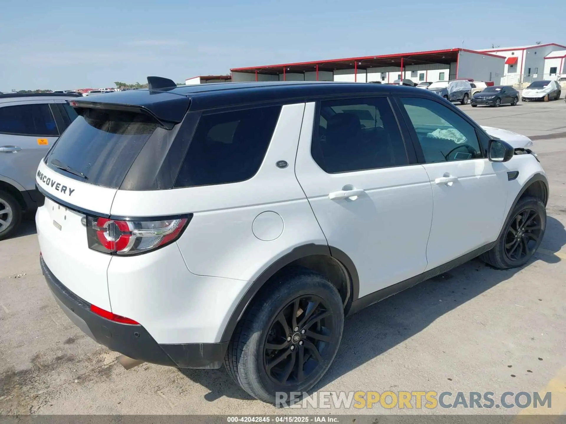 4 Photograph of a damaged car SALCP2FX7KH791648 LAND ROVER DISCOVERY SPORT 2019