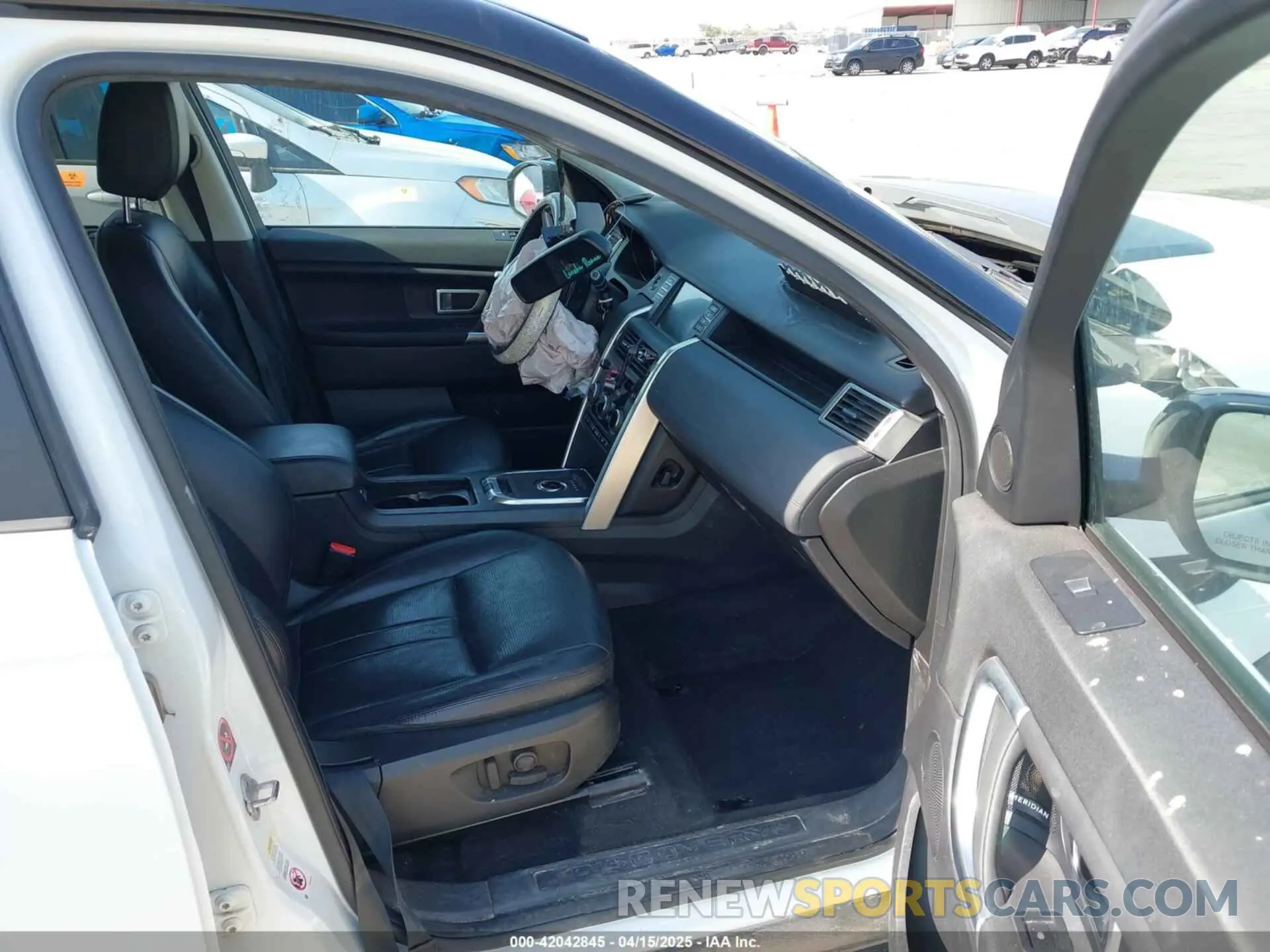 5 Photograph of a damaged car SALCP2FX7KH791648 LAND ROVER DISCOVERY SPORT 2019