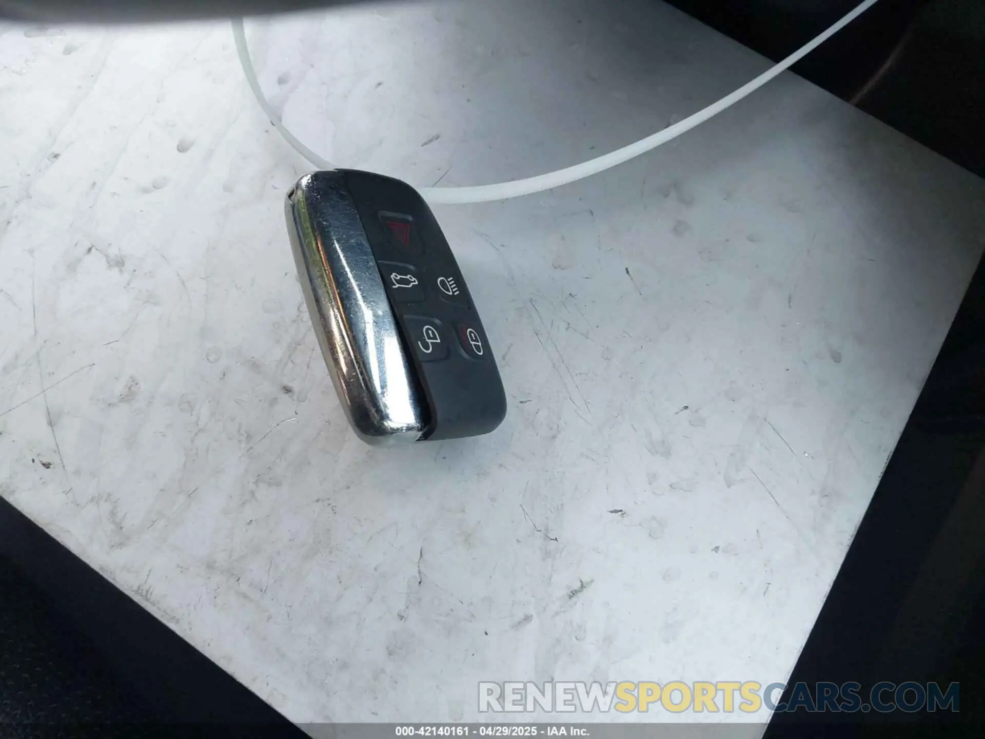 11 Photograph of a damaged car SALCP2FX9KH812709 LAND ROVER DISCOVERY SPORT 2019