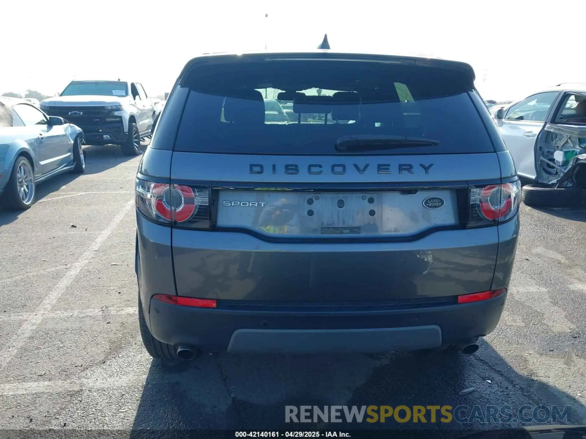 16 Photograph of a damaged car SALCP2FX9KH812709 LAND ROVER DISCOVERY SPORT 2019
