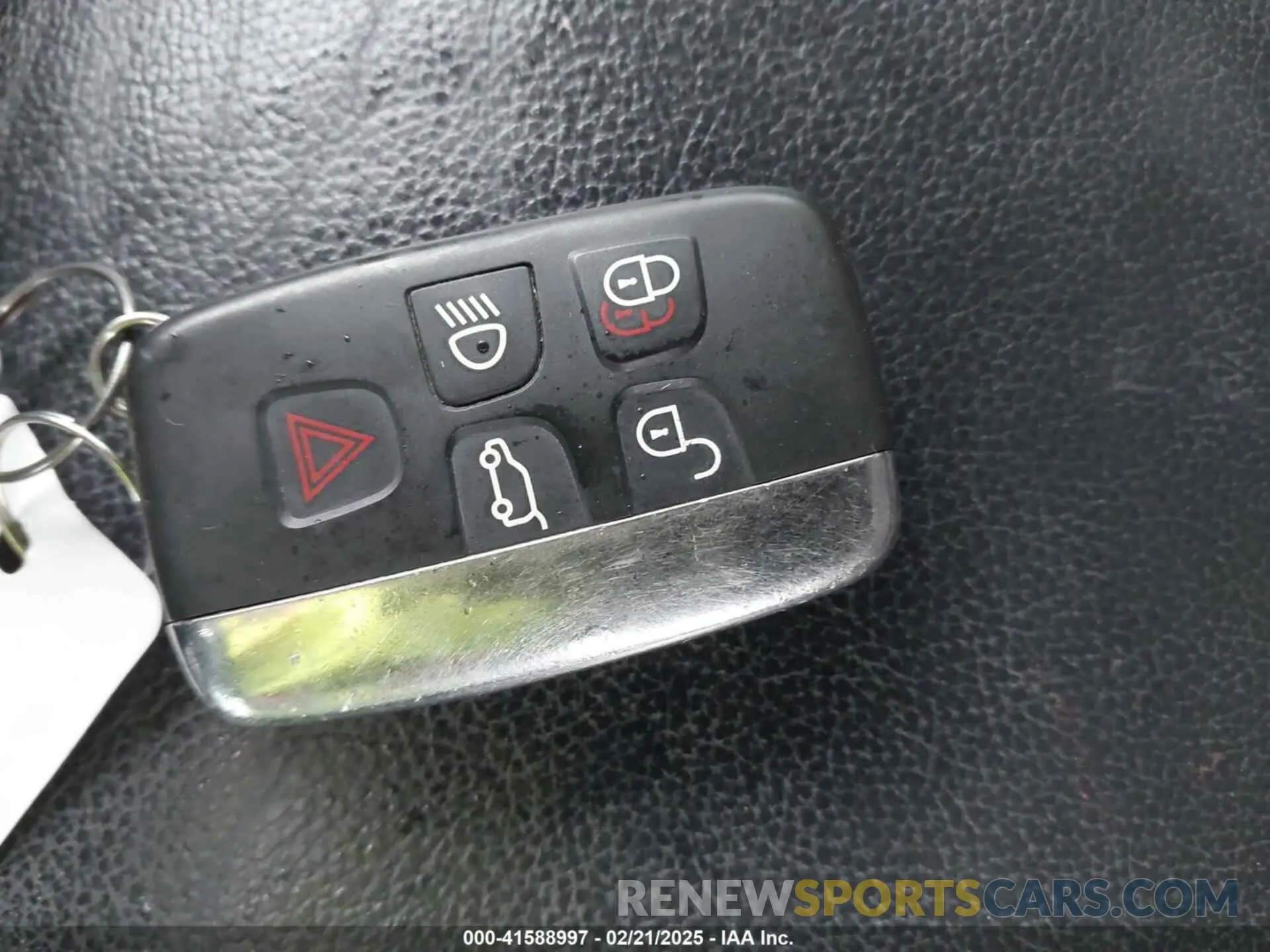 11 Photograph of a damaged car SALCP2FXXKH804750 LAND ROVER DISCOVERY SPORT 2019