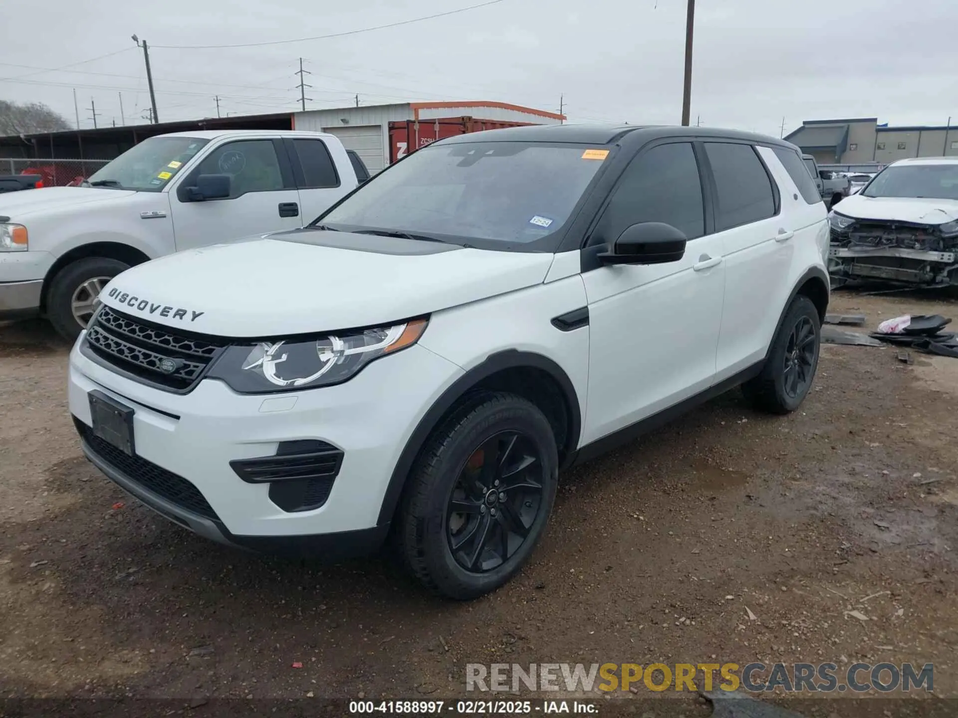 2 Photograph of a damaged car SALCP2FXXKH804750 LAND ROVER DISCOVERY SPORT 2019