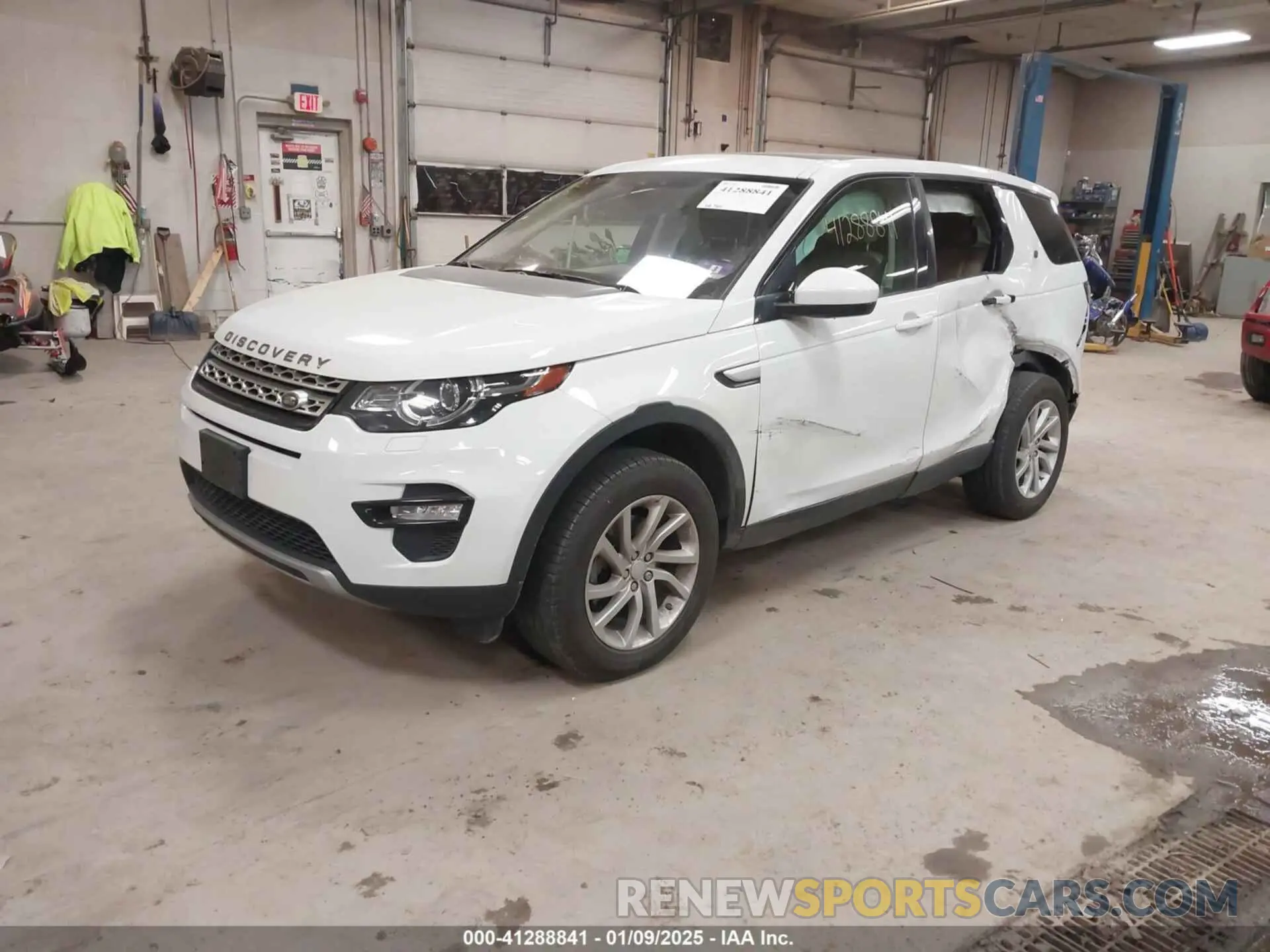 2 Photograph of a damaged car SALCR2FX0KH786141 LAND ROVER DISCOVERY SPORT 2019