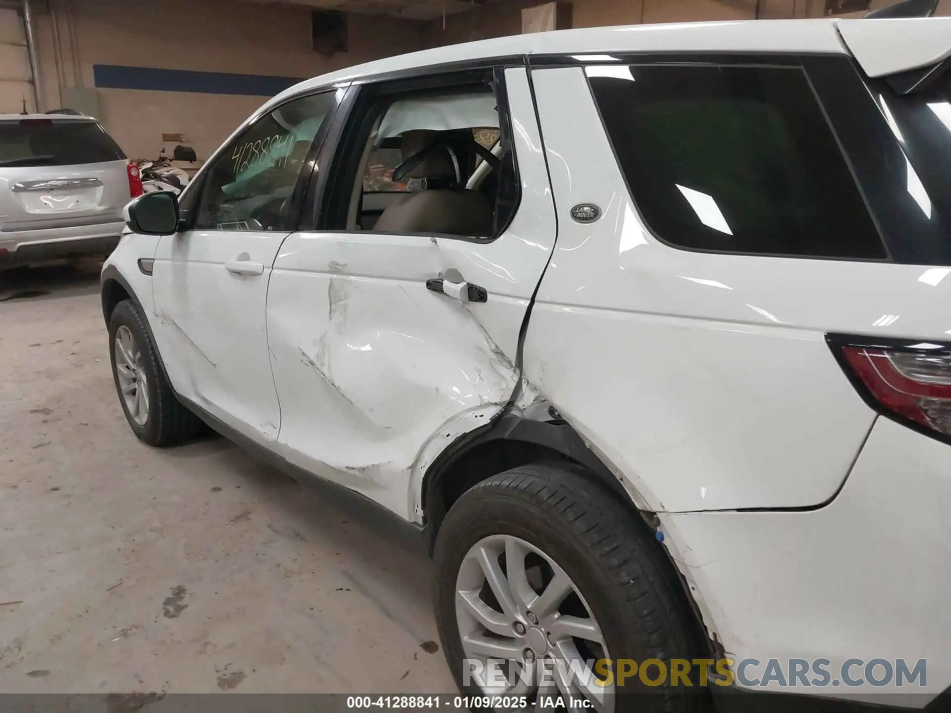 6 Photograph of a damaged car SALCR2FX0KH786141 LAND ROVER DISCOVERY SPORT 2019