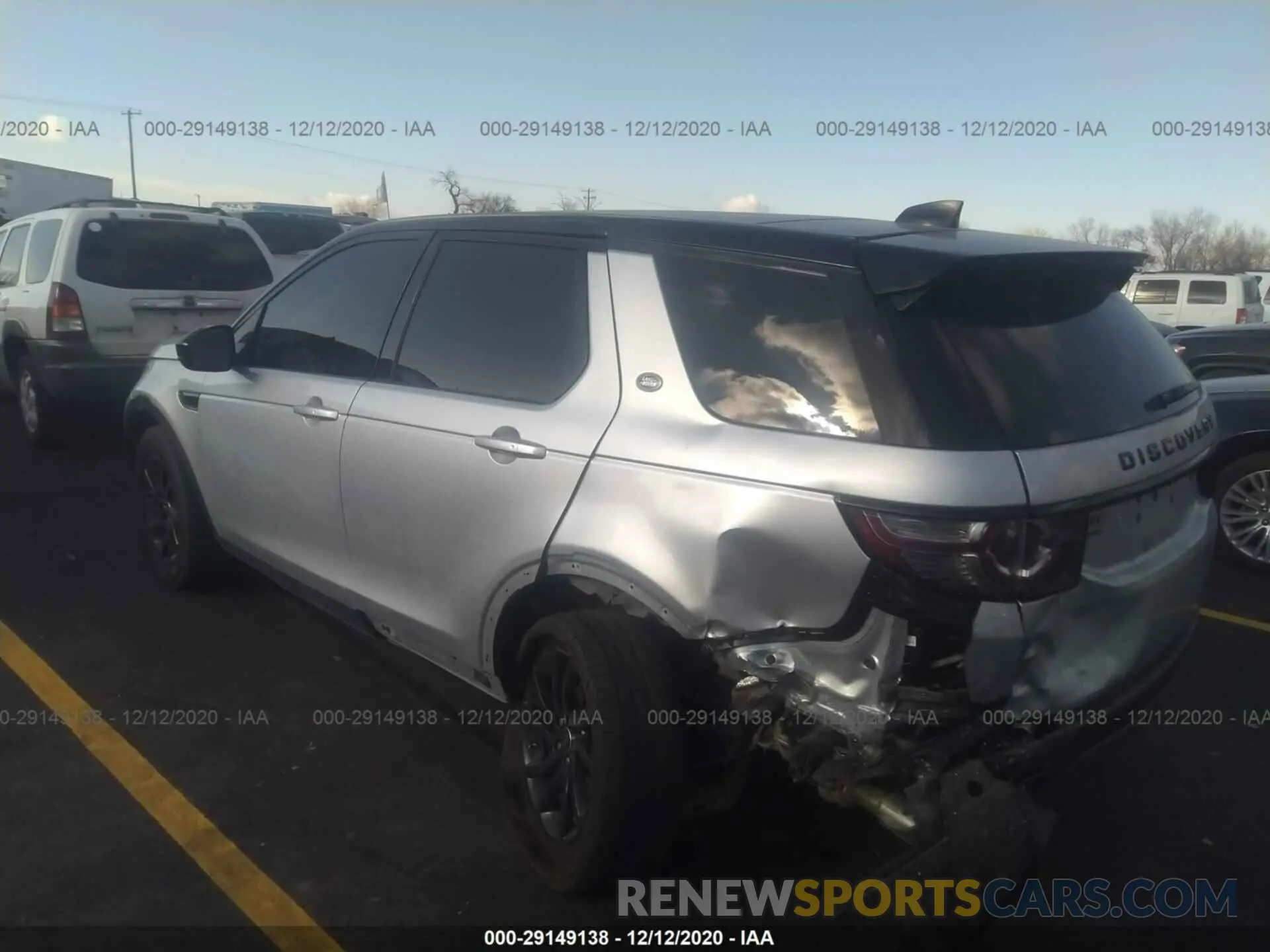 3 Photograph of a damaged car SALCR2FX0KH792800 LAND ROVER DISCOVERY SPORT 2019