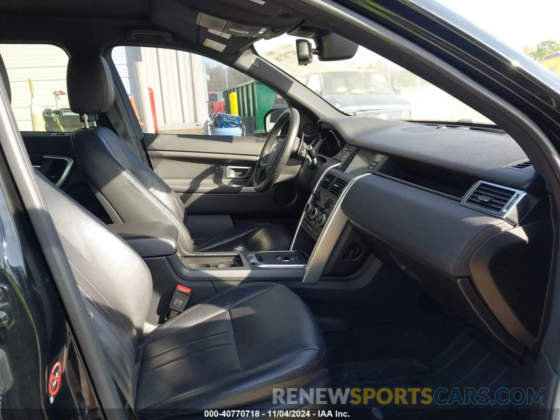 5 Photograph of a damaged car SALCR2FX1KH814884 LAND ROVER DISCOVERY SPORT 2019