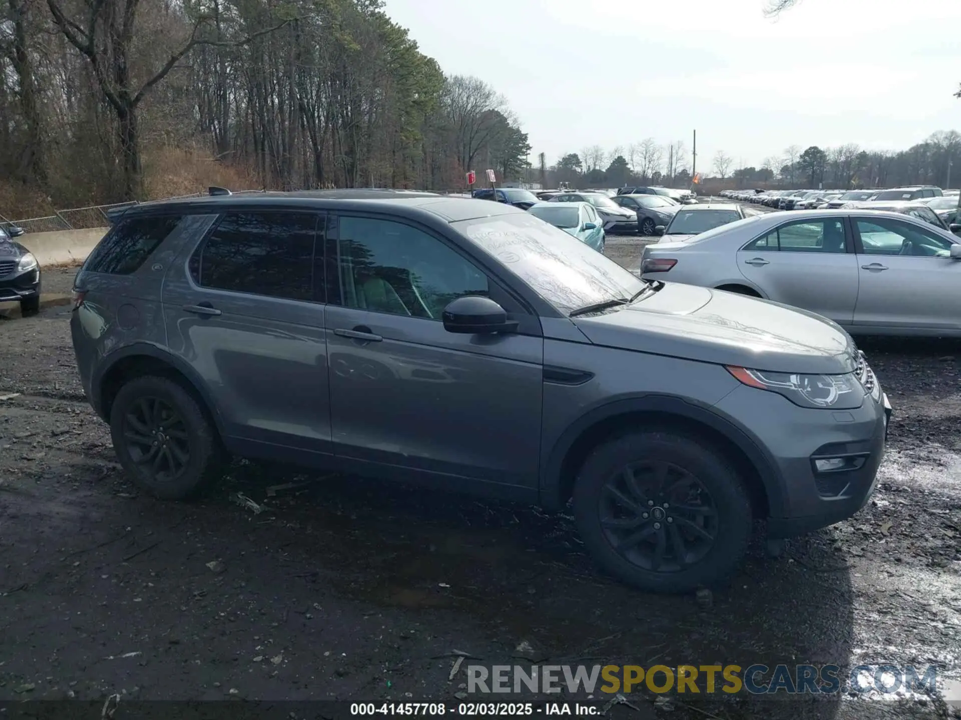 13 Photograph of a damaged car SALCR2FX9KH819797 LAND ROVER DISCOVERY SPORT 2019