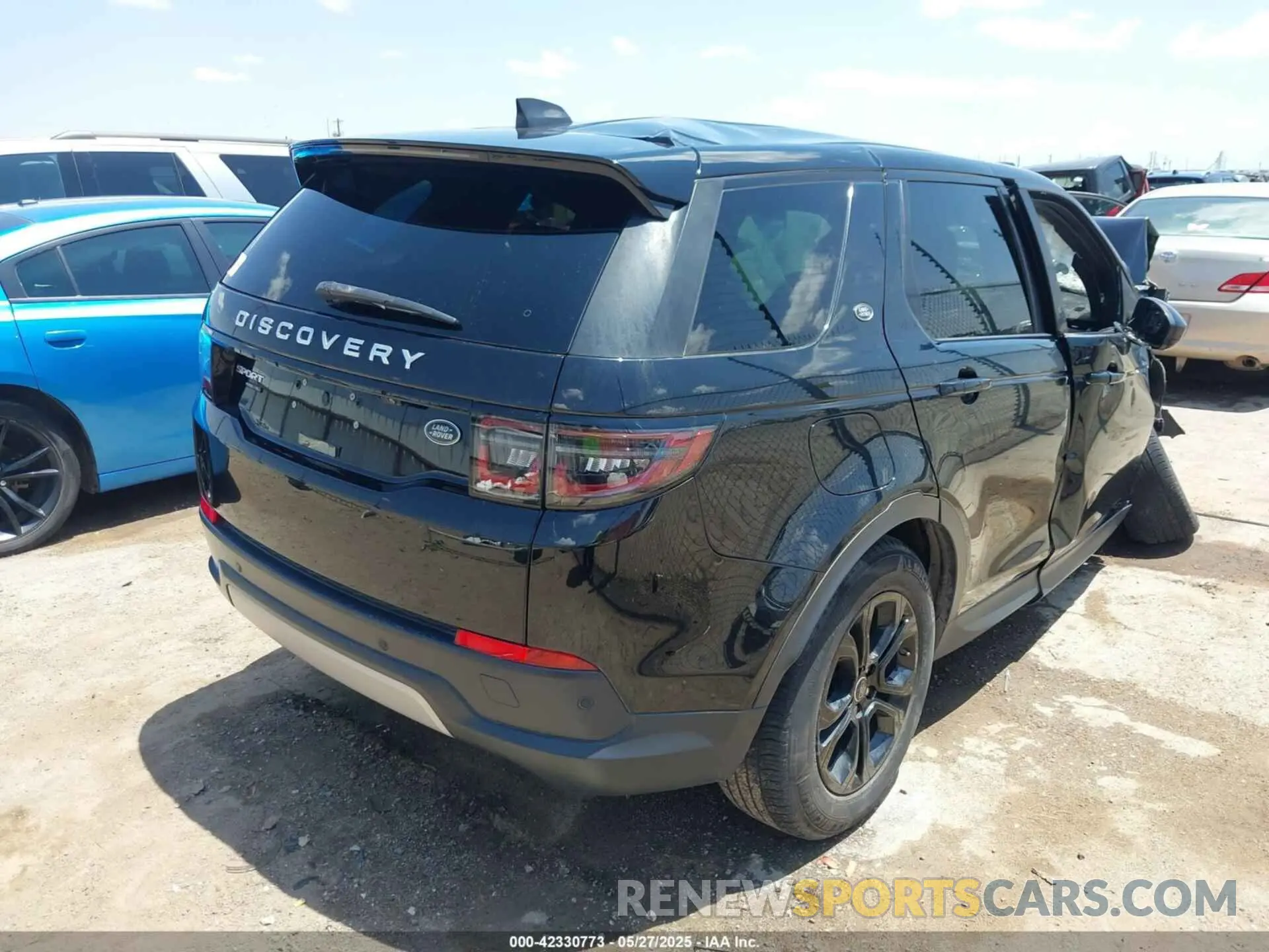 4 Photograph of a damaged car SALCJ2FX6LH846092 LAND ROVER DISCOVERY SPORT 2020
