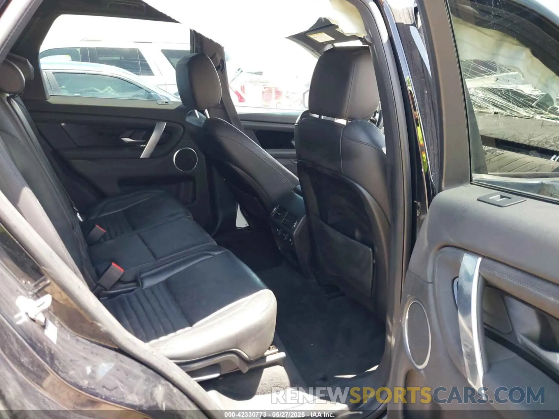 8 Photograph of a damaged car SALCJ2FX6LH846092 LAND ROVER DISCOVERY SPORT 2020