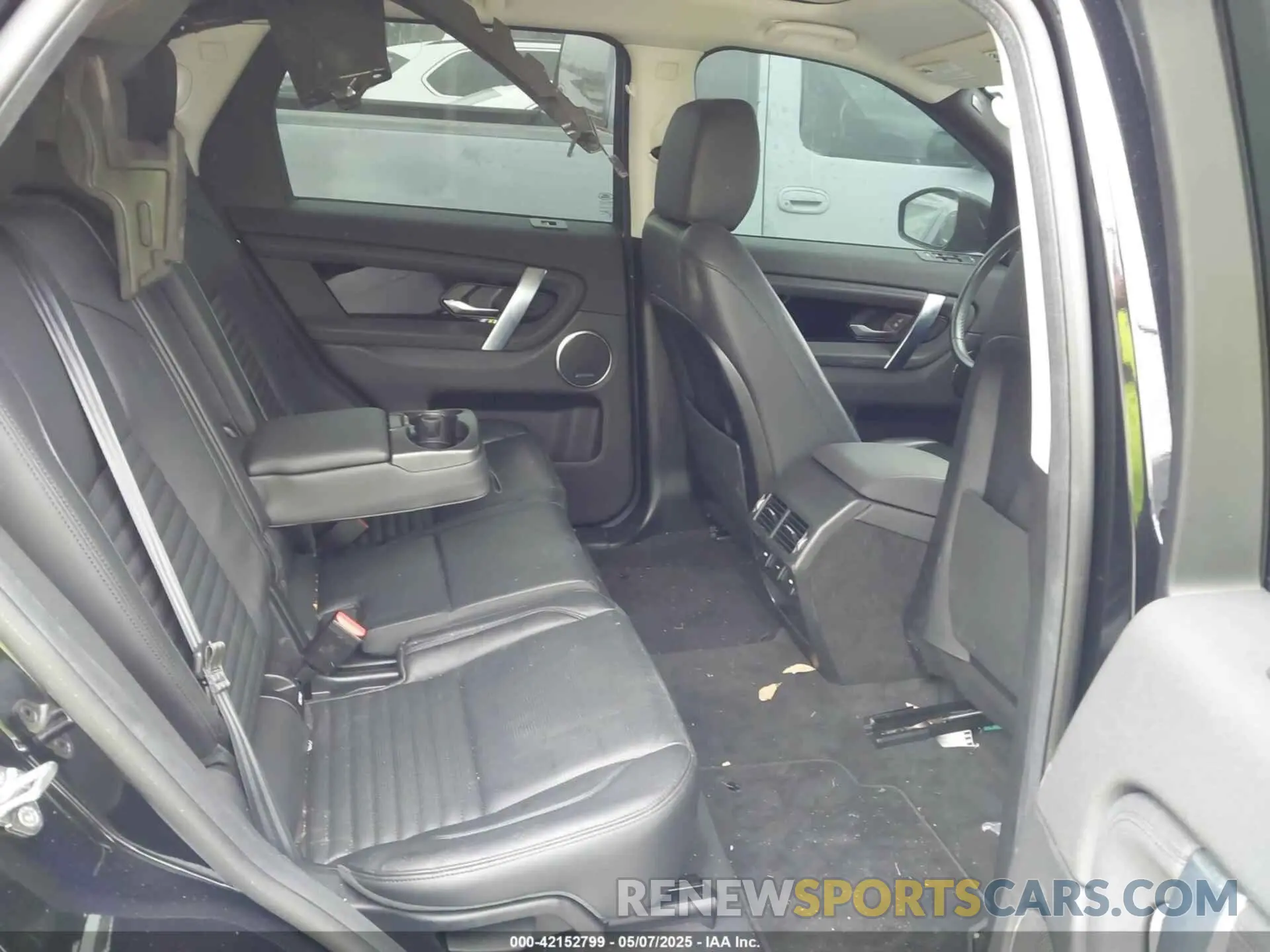8 Photograph of a damaged car SALCJ2FX6LH858713 LAND ROVER DISCOVERY SPORT 2020