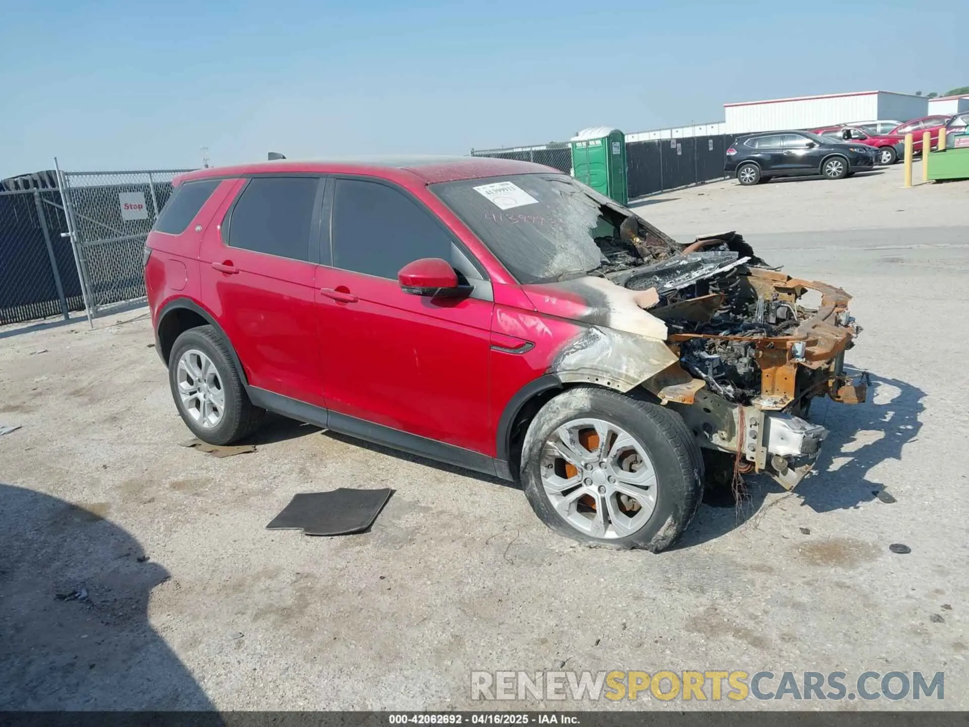 1 Photograph of a damaged car SALCJ2FX9LH836673 LAND ROVER DISCOVERY SPORT 2020
