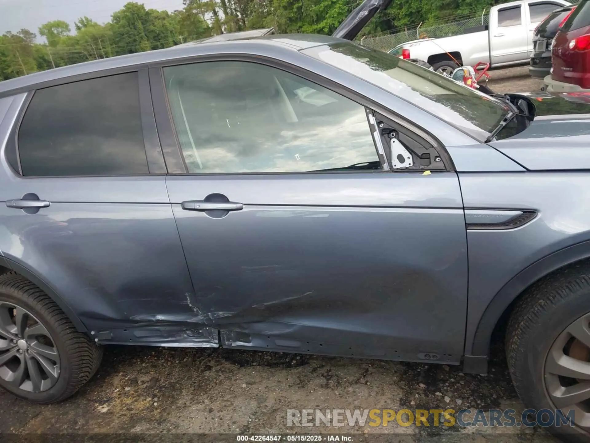 14 Photograph of a damaged car SALCJ2FX9LH843669 LAND ROVER DISCOVERY SPORT 2020