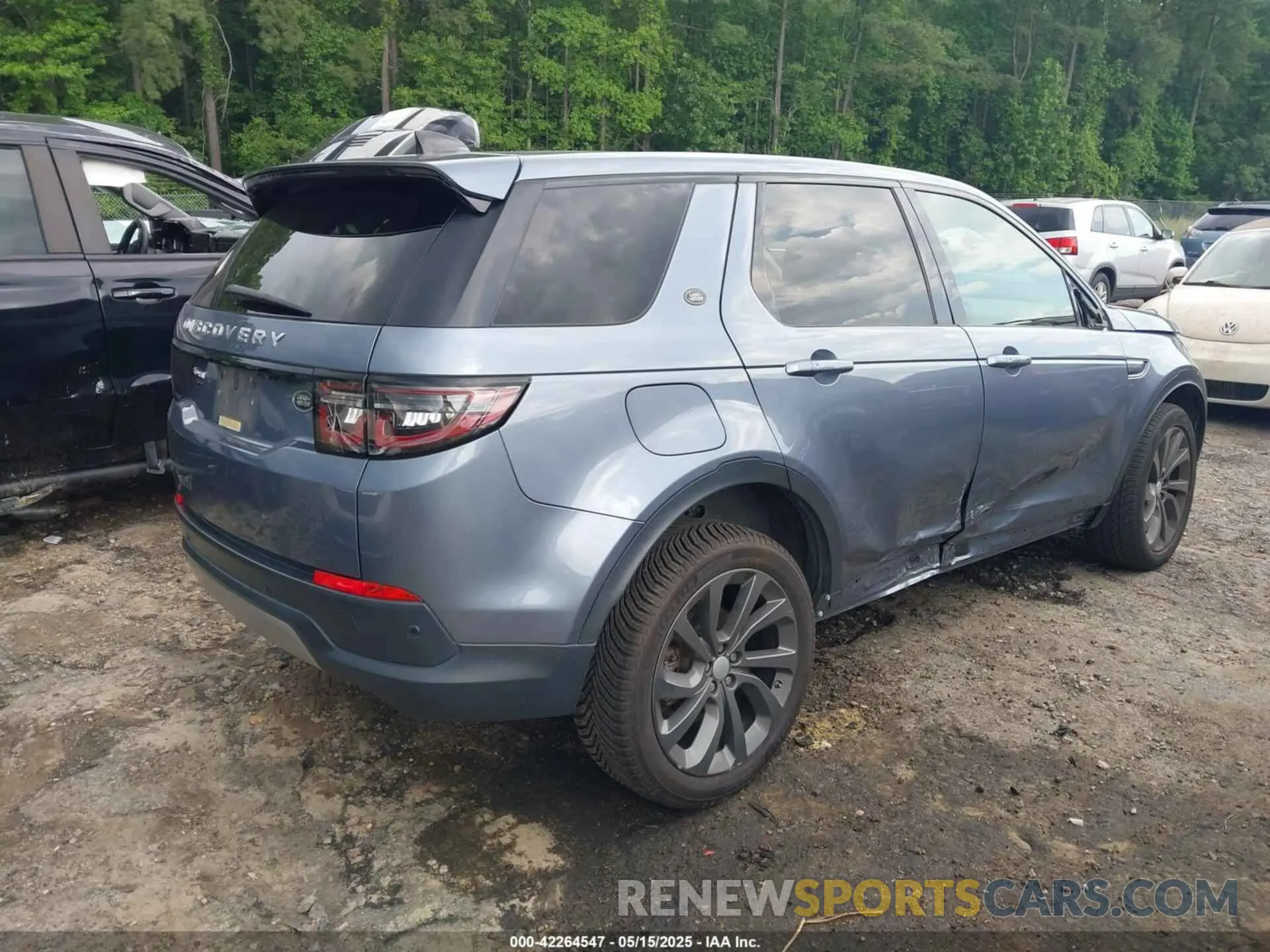 4 Photograph of a damaged car SALCJ2FX9LH843669 LAND ROVER DISCOVERY SPORT 2020