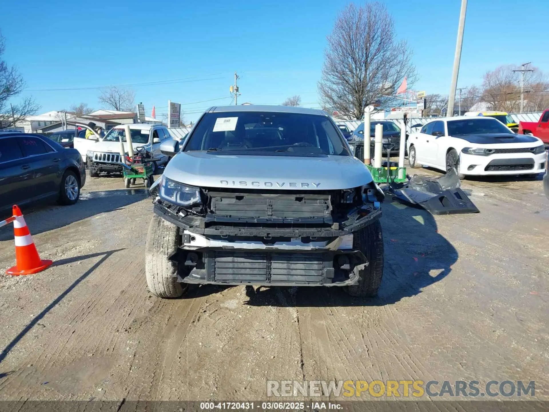 13 Photograph of a damaged car SALCP2FX8LH839952 LAND ROVER DISCOVERY SPORT 2020
