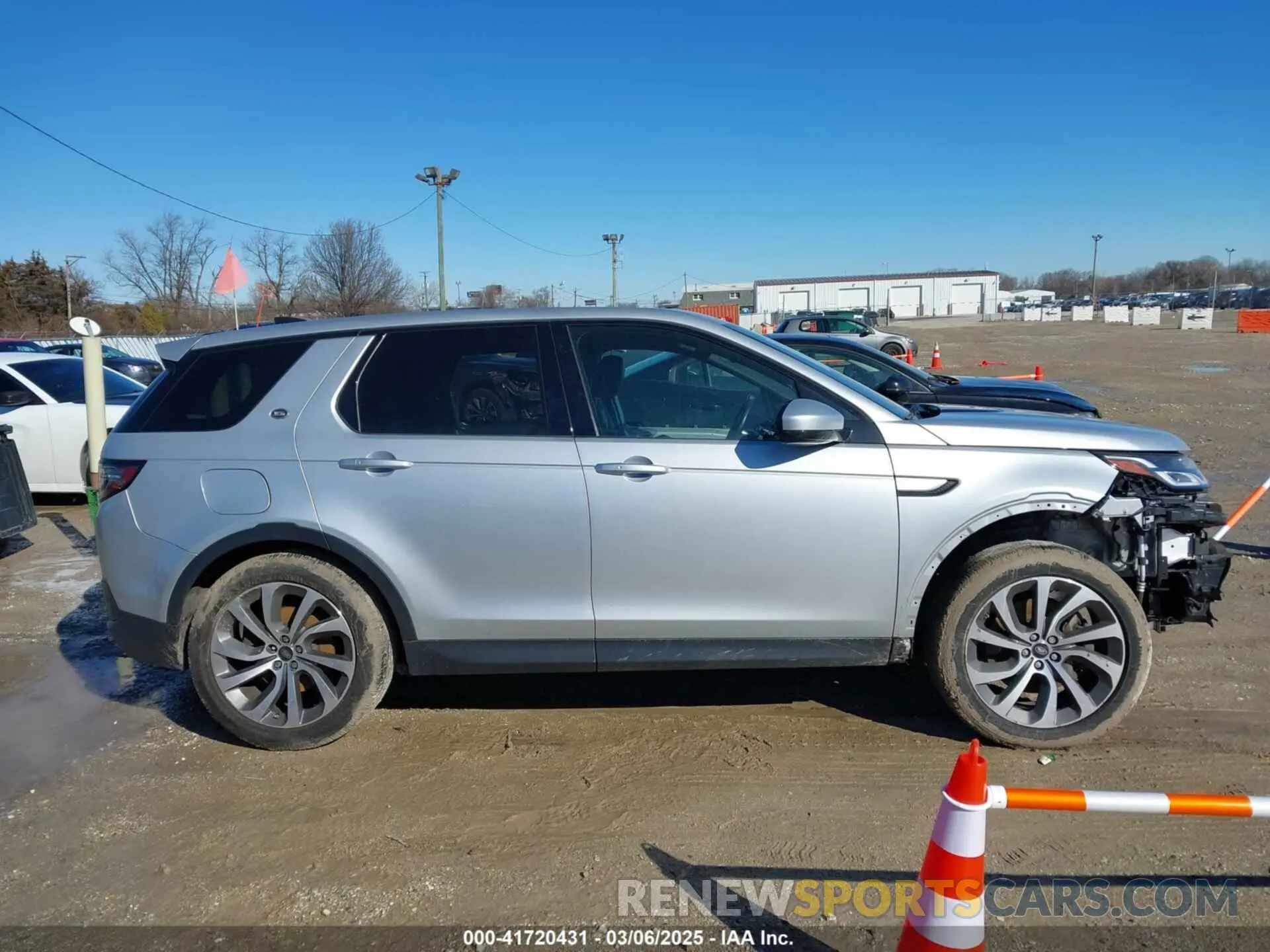 14 Photograph of a damaged car SALCP2FX8LH839952 LAND ROVER DISCOVERY SPORT 2020