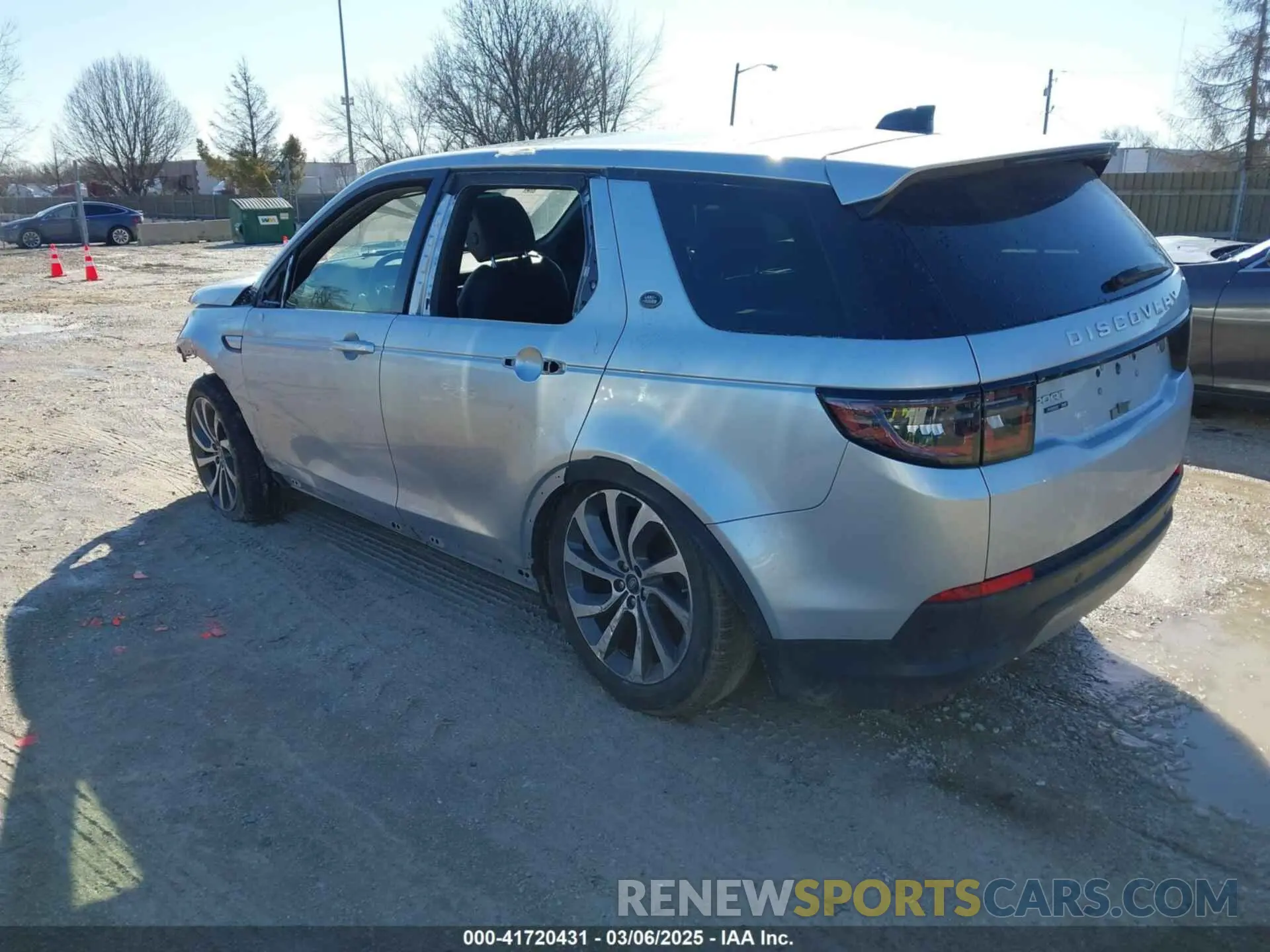 3 Photograph of a damaged car SALCP2FX8LH839952 LAND ROVER DISCOVERY SPORT 2020