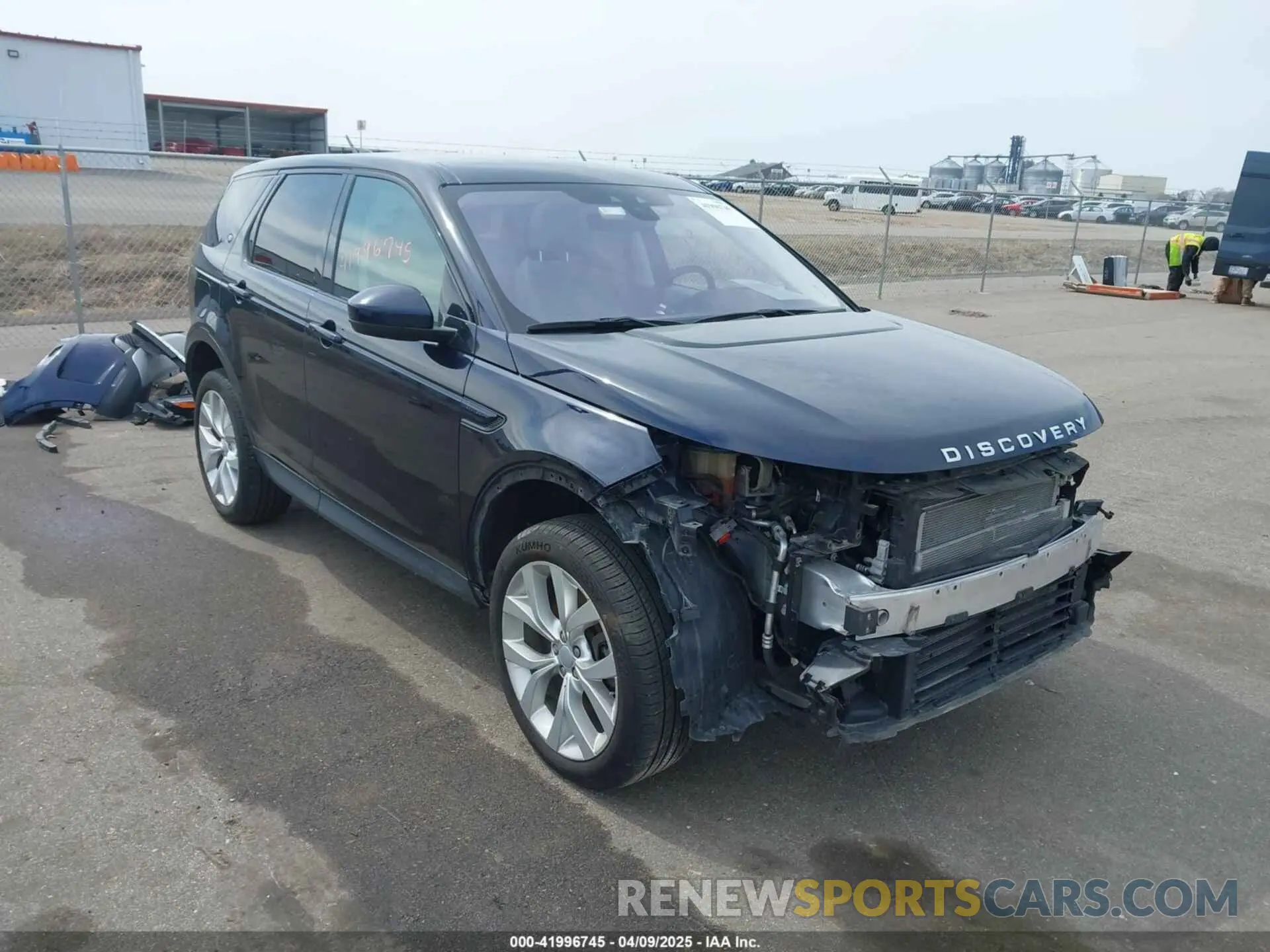 1 Photograph of a damaged car SALCP2FX9LH854251 LAND ROVER DISCOVERY SPORT 2020