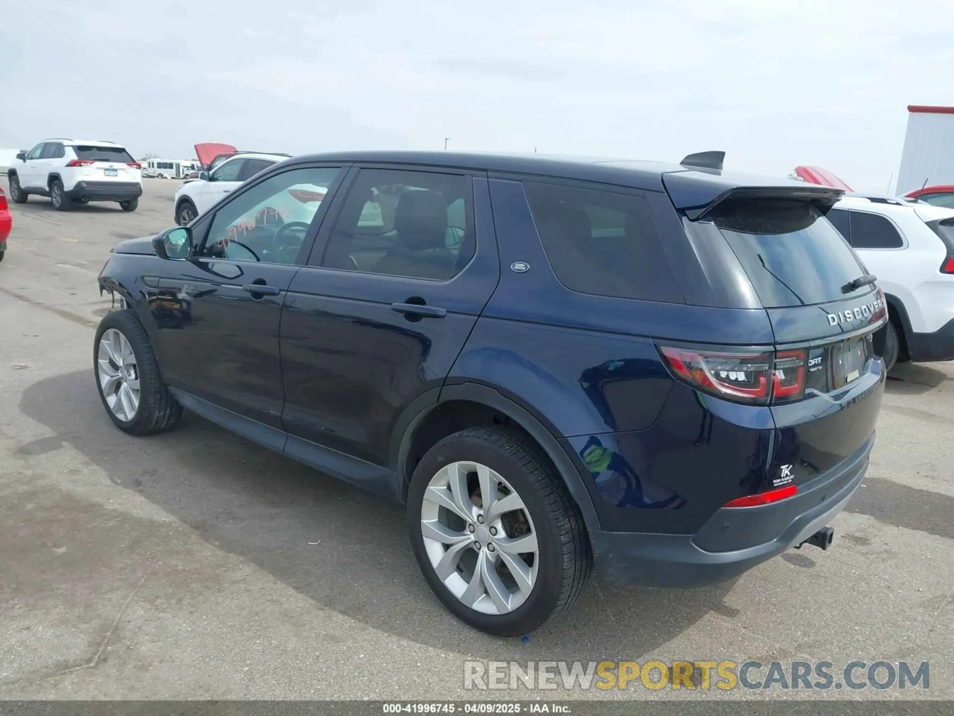 3 Photograph of a damaged car SALCP2FX9LH854251 LAND ROVER DISCOVERY SPORT 2020