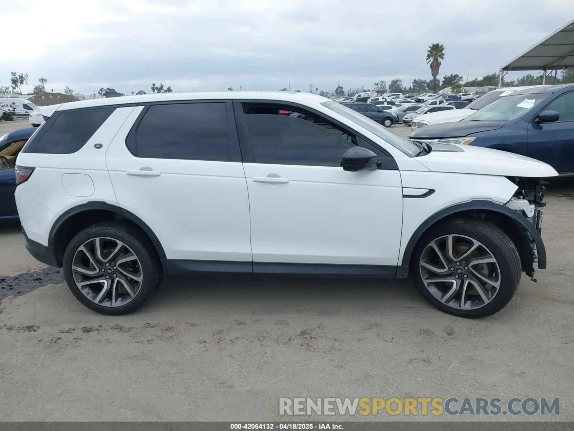 14 Photograph of a damaged car SALCJ2FX0MH883074 LAND ROVER DISCOVERY SPORT 2021