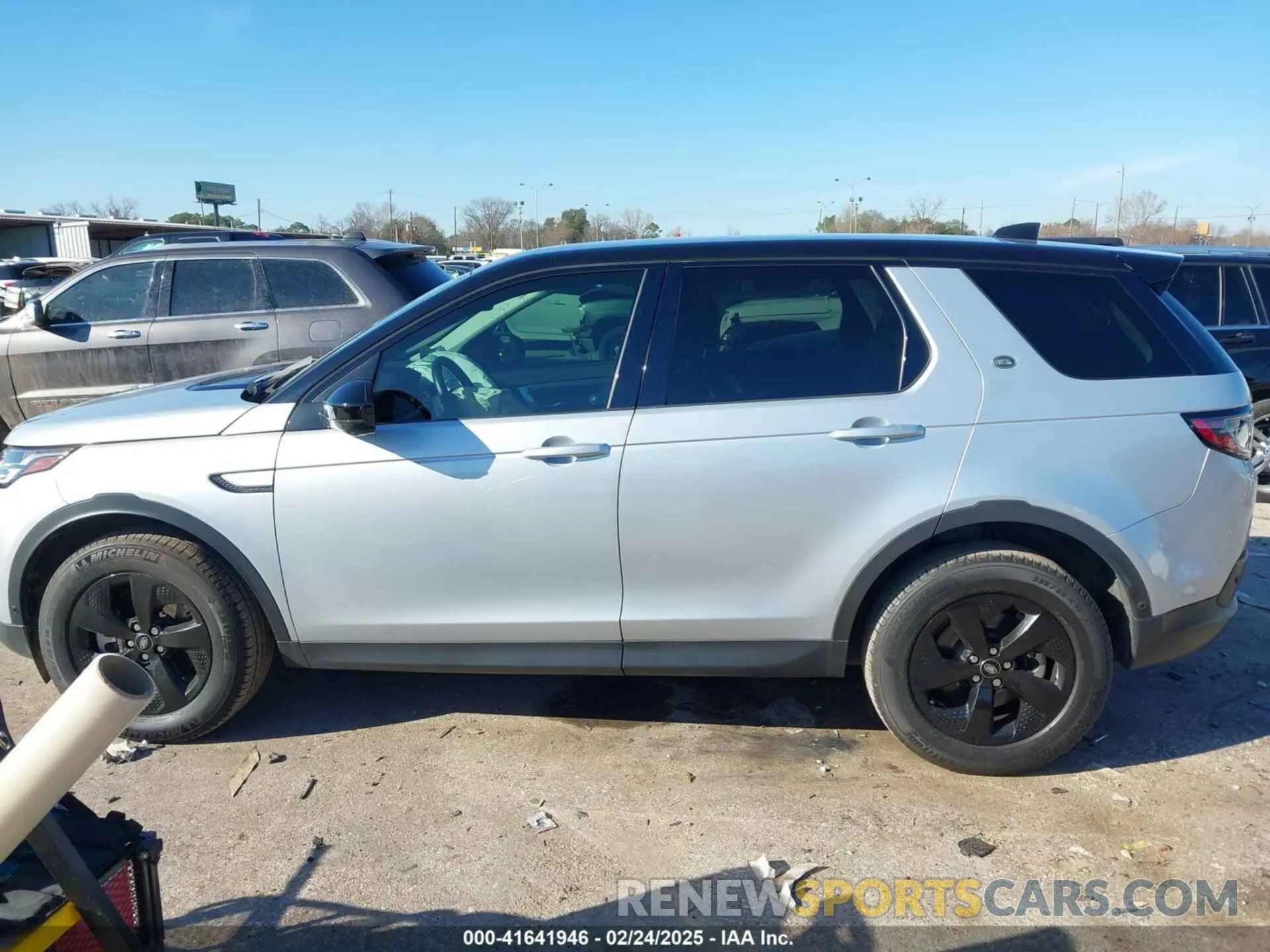 14 Photograph of a damaged car SALCJ2FX4MH903147 LAND ROVER DISCOVERY SPORT 2021