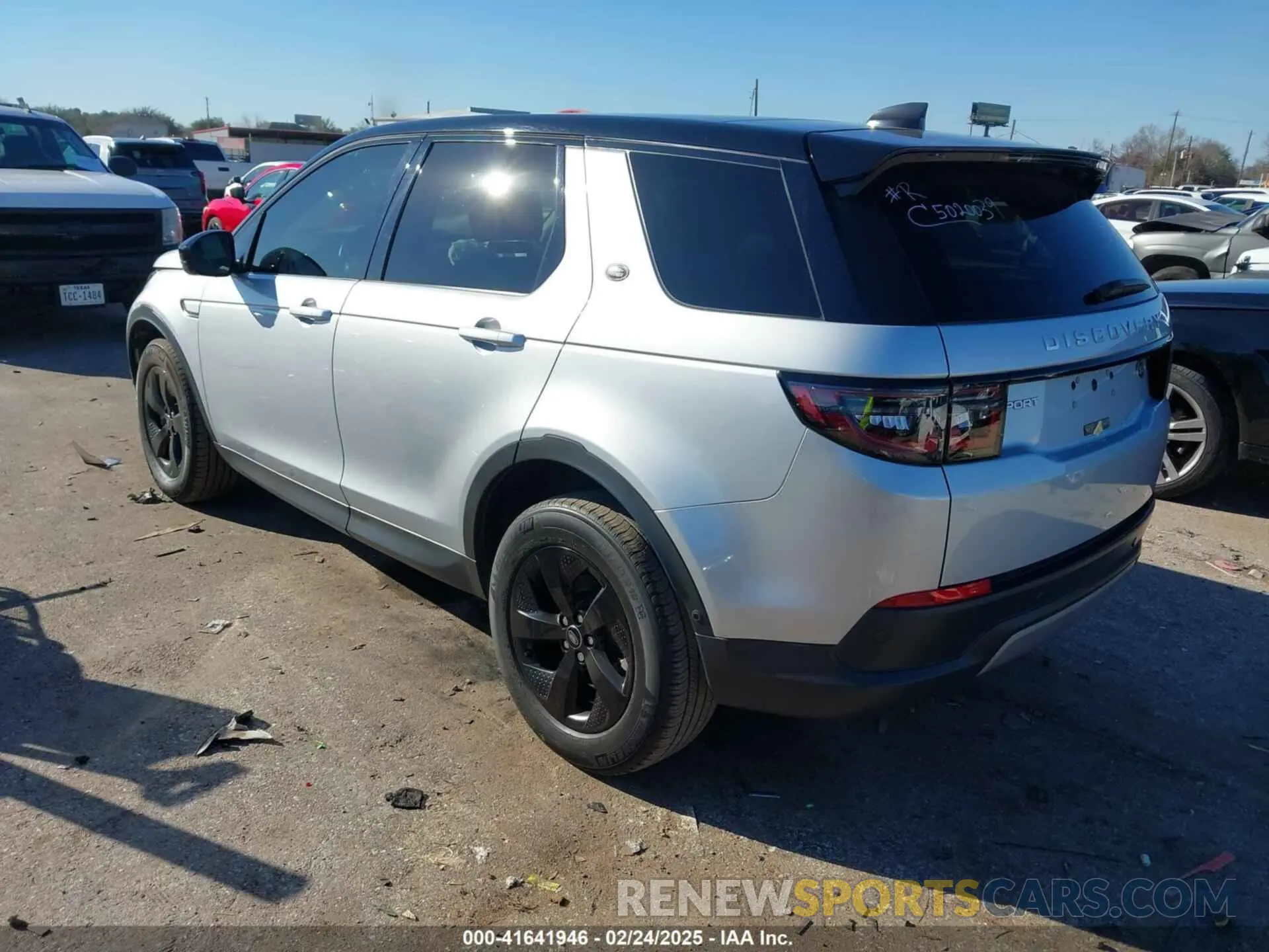 3 Photograph of a damaged car SALCJ2FX4MH903147 LAND ROVER DISCOVERY SPORT 2021