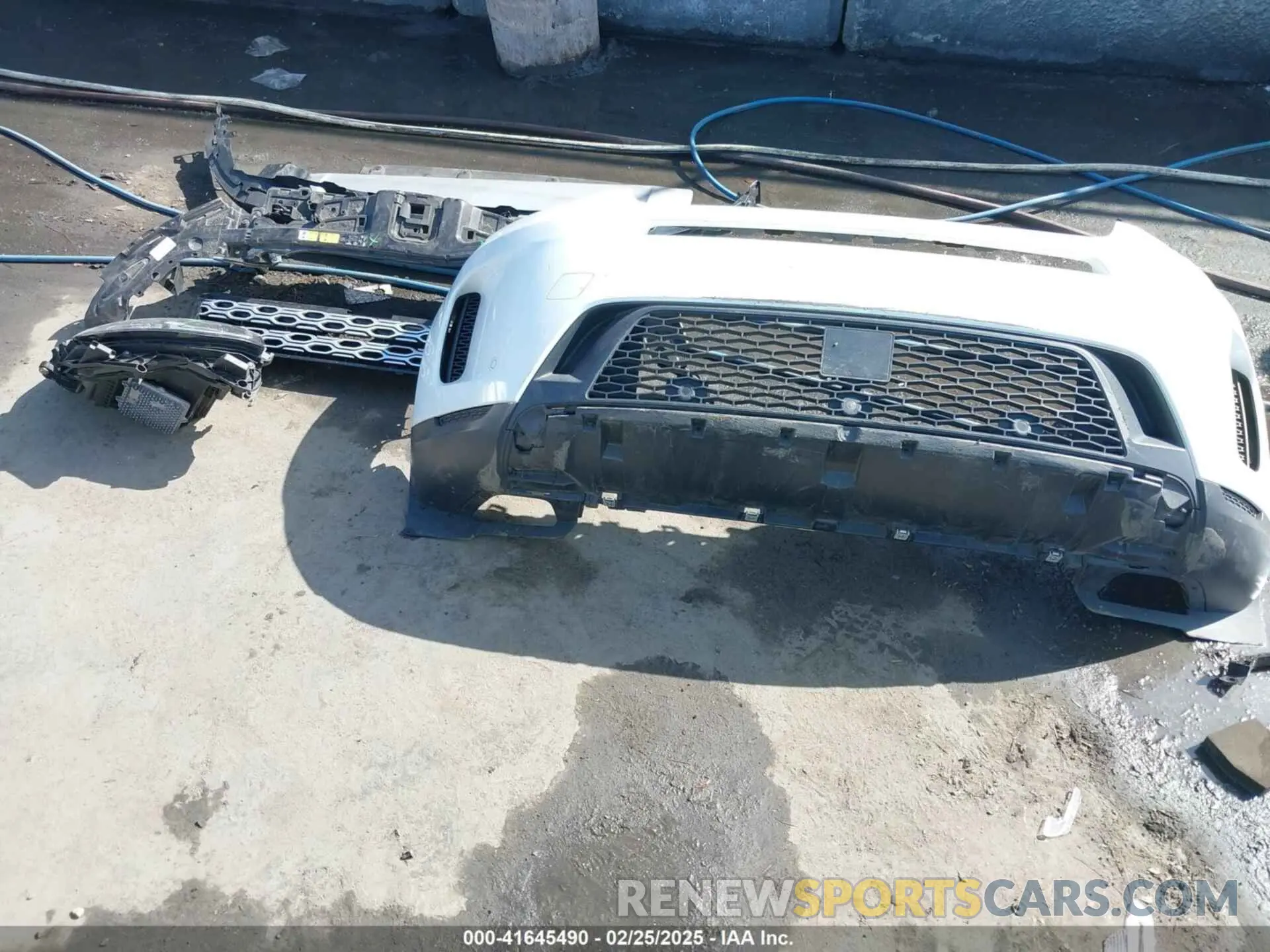 12 Photograph of a damaged car SALCJ2FX5MH889260 LAND ROVER DISCOVERY SPORT 2021