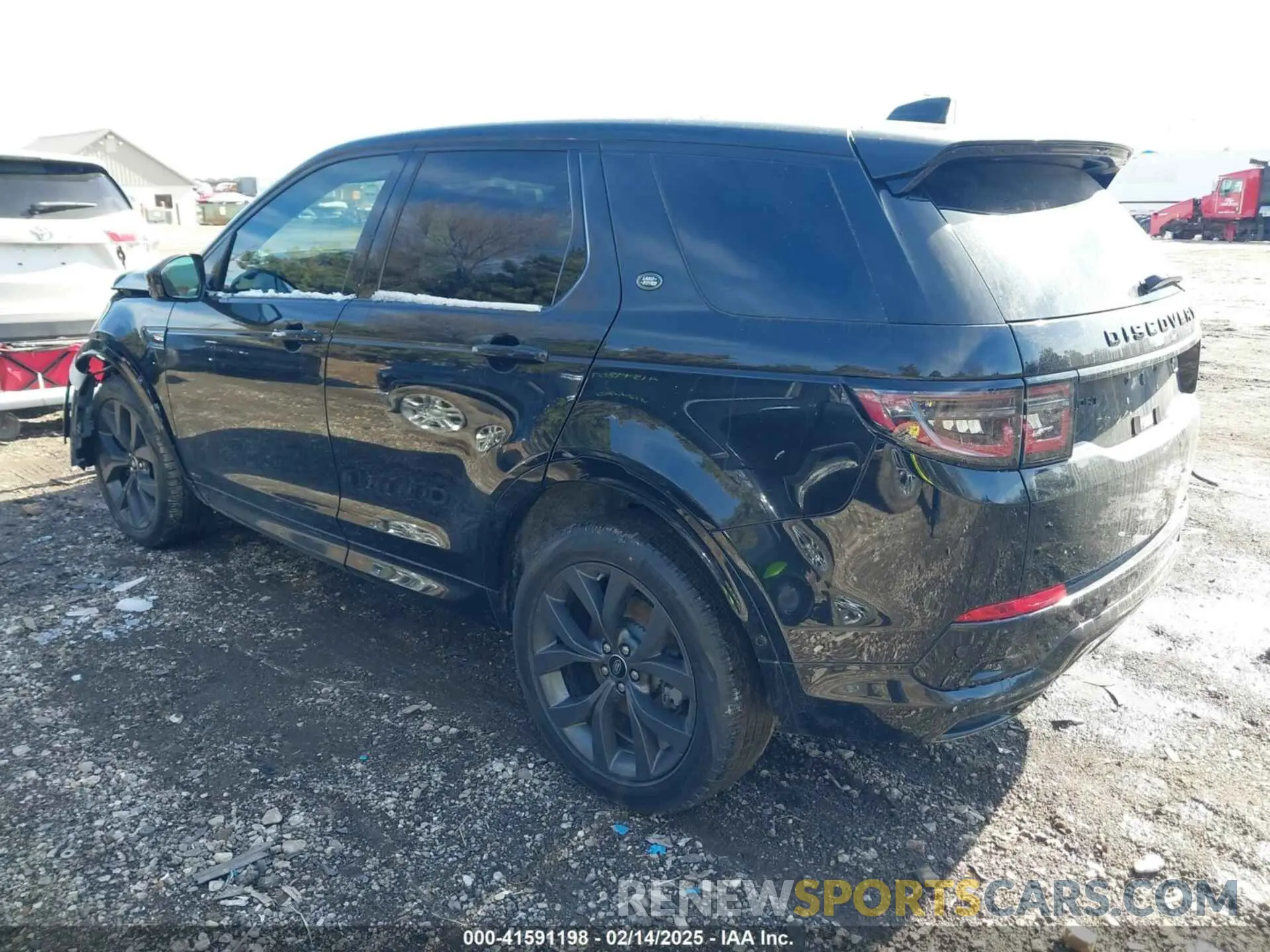 3 Photograph of a damaged car SALCL2FX7MH885608 LAND ROVER DISCOVERY SPORT 2021