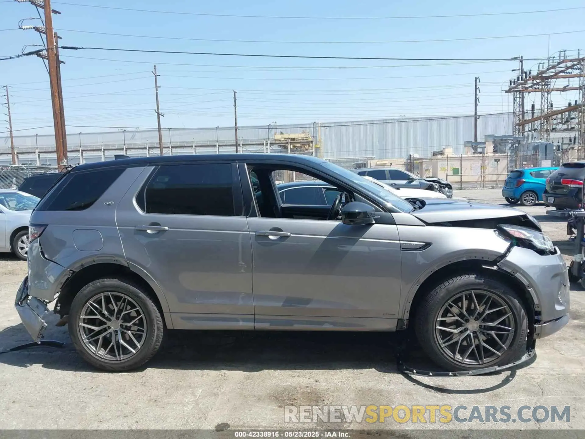 13 Photograph of a damaged car SALCT2FX1MH884101 LAND ROVER DISCOVERY SPORT 2021