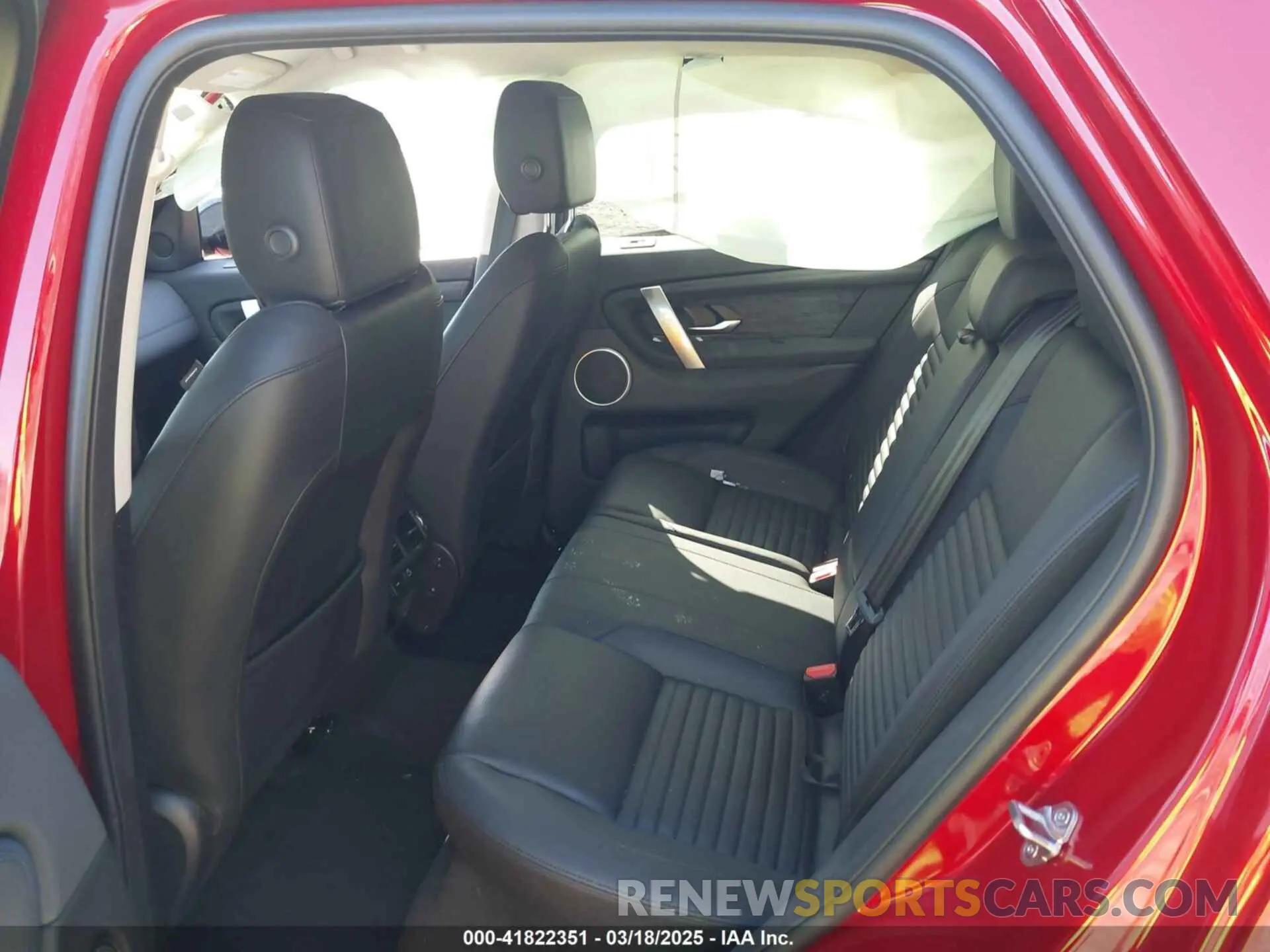 8 Photograph of a damaged car SALCJ2FX3PH322100 LAND ROVER DISCOVERY SPORT 2023