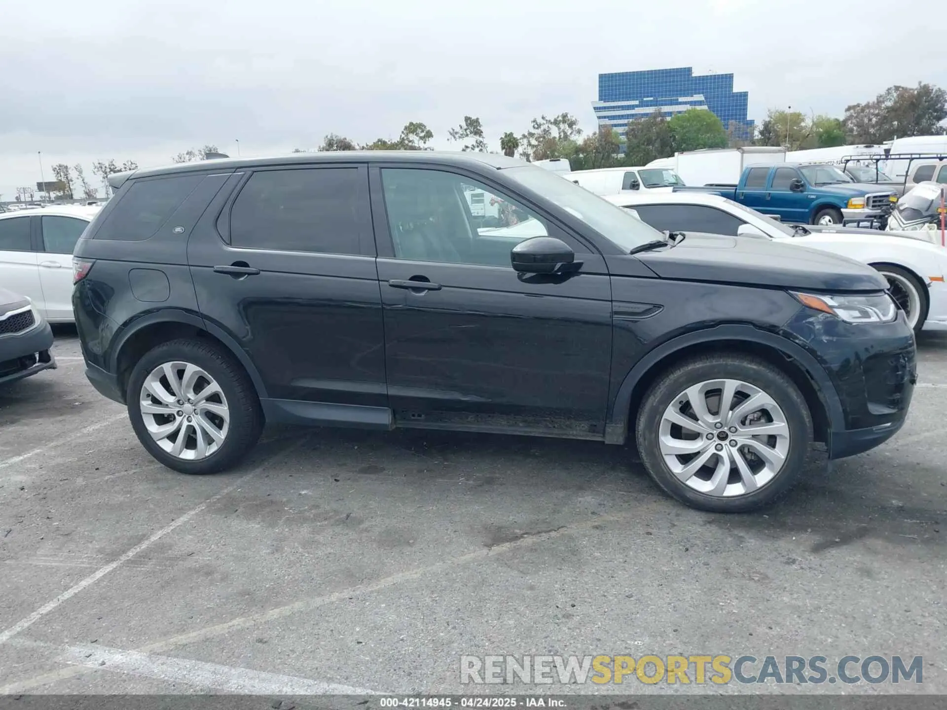 13 Photograph of a damaged car SALCJ2FXXPH323745 LAND ROVER DISCOVERY SPORT 2023