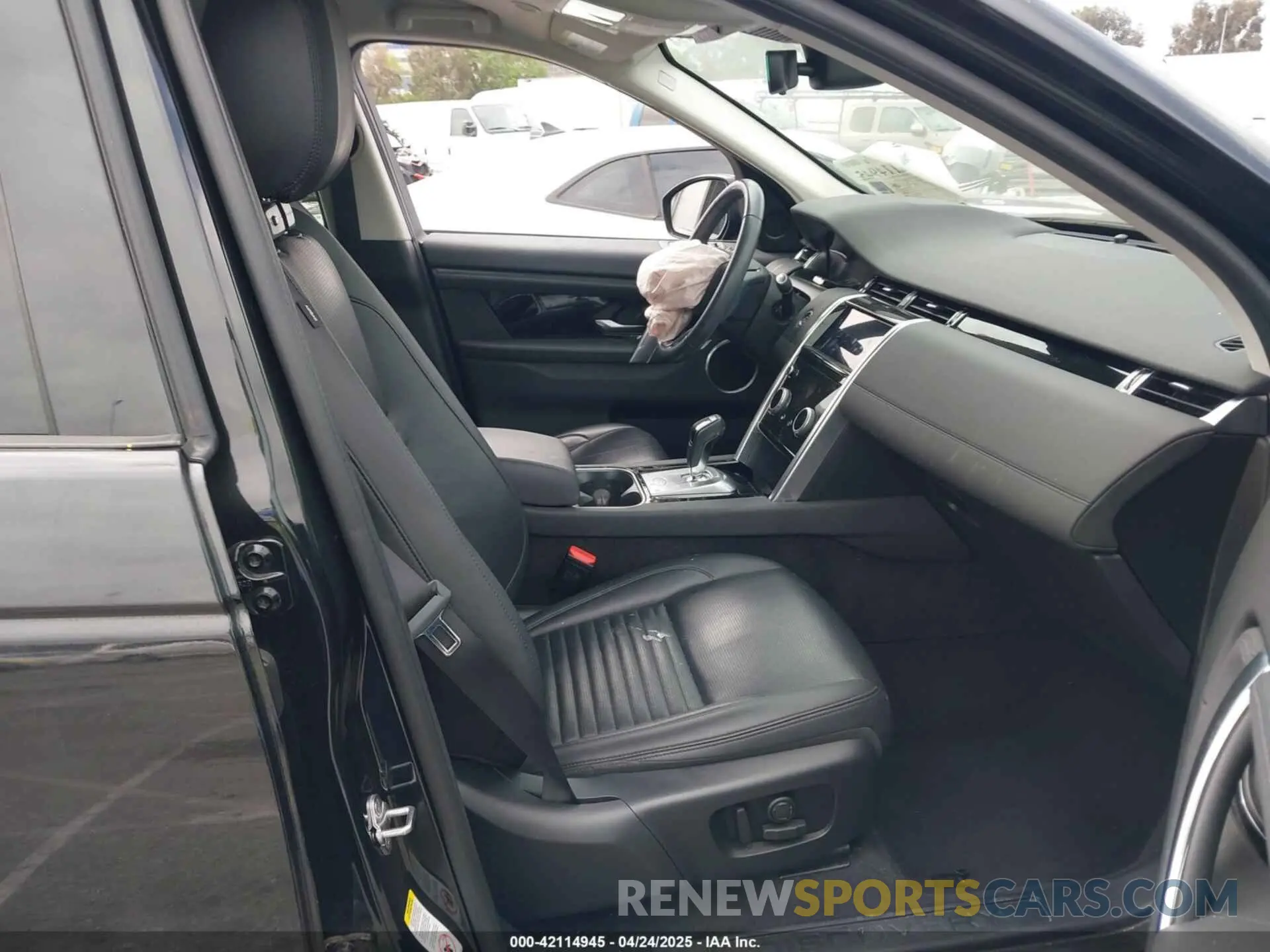 5 Photograph of a damaged car SALCJ2FXXPH323745 LAND ROVER DISCOVERY SPORT 2023