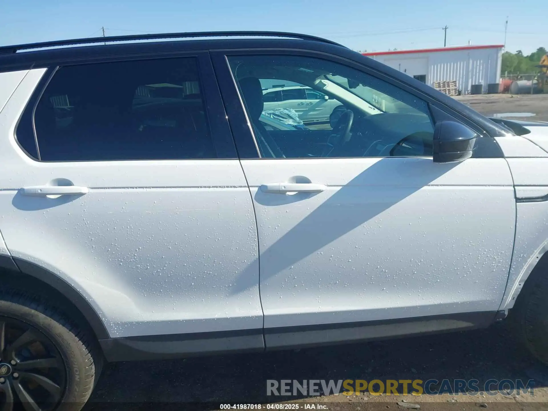 14 Photograph of a damaged car SALCP2FX8PH323371 LAND ROVER DISCOVERY SPORT 2023