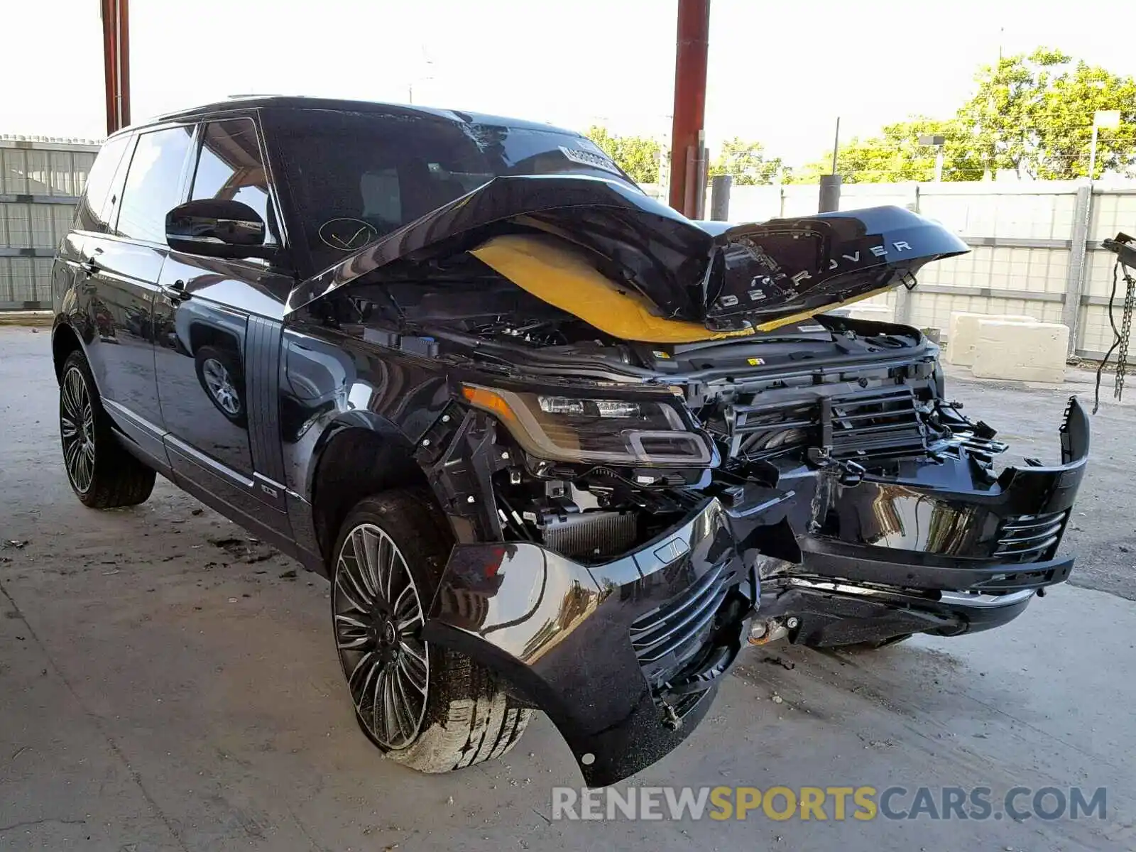 1 Photograph of a damaged car SALGS5RE5KA521936 LAND ROVER RANGE ROVE 2019