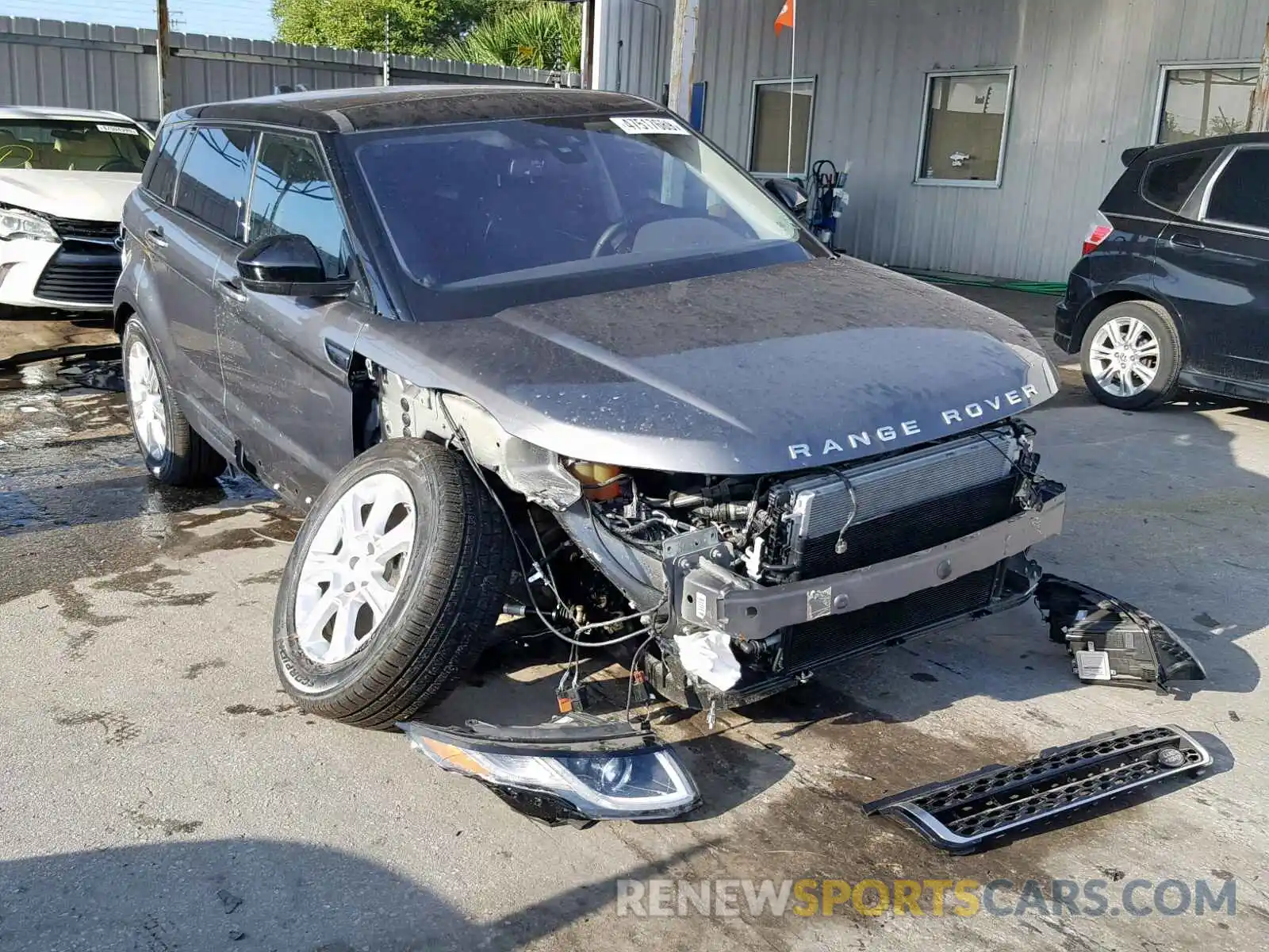 1 Photograph of a damaged car SALVP2RX2KH350241 LAND ROVER RANGE ROVE 2019