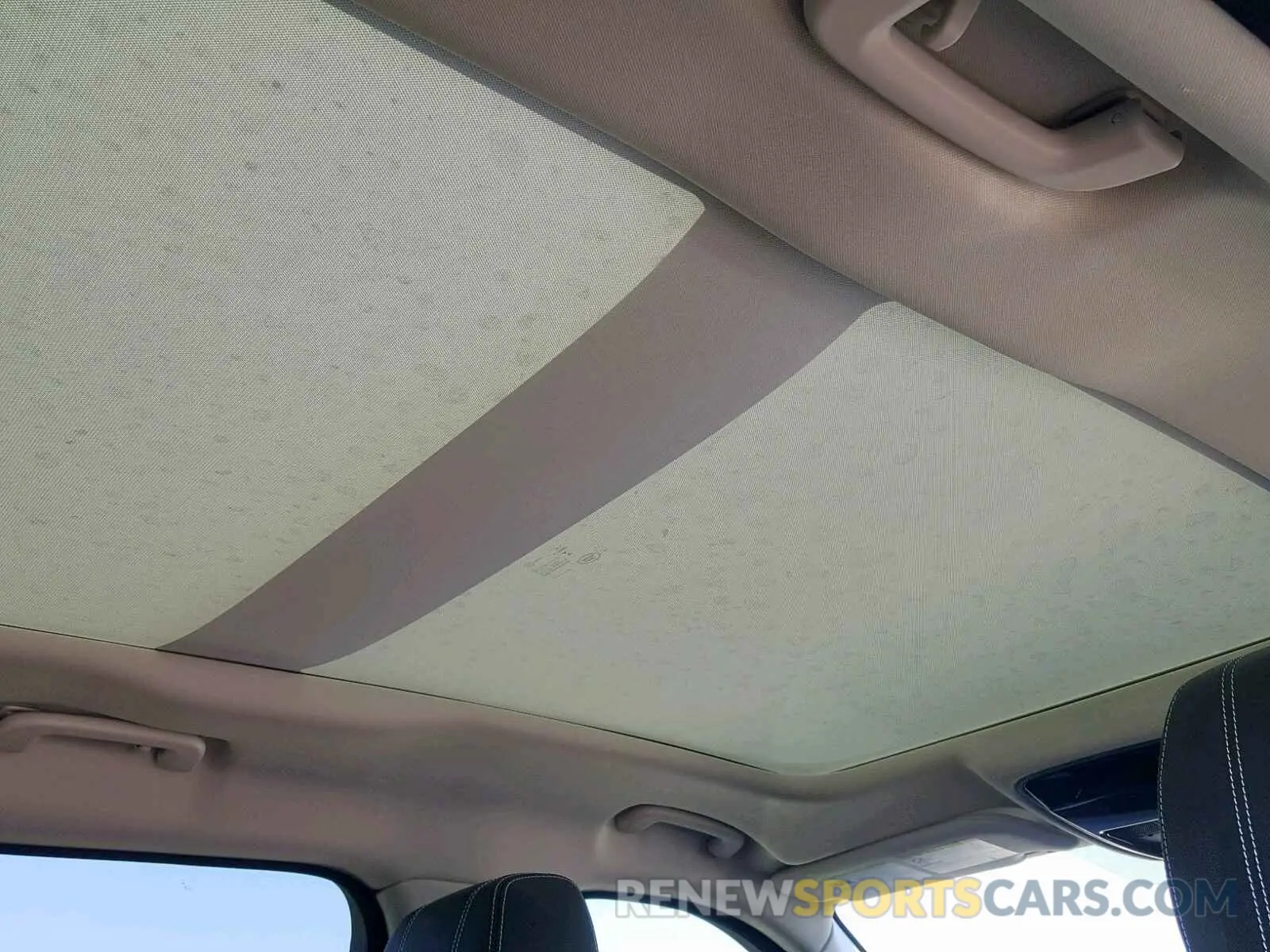 9 Photograph of a damaged car SALYL2EX2KA797286 LAND ROVER RANGE ROVE 2019