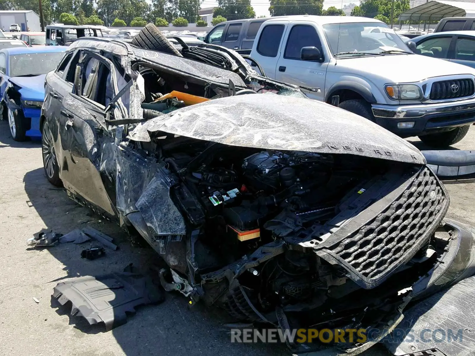 1 Photograph of a damaged car SALYM2EV3KA794277 LAND ROVER RANGE ROVE 2019
