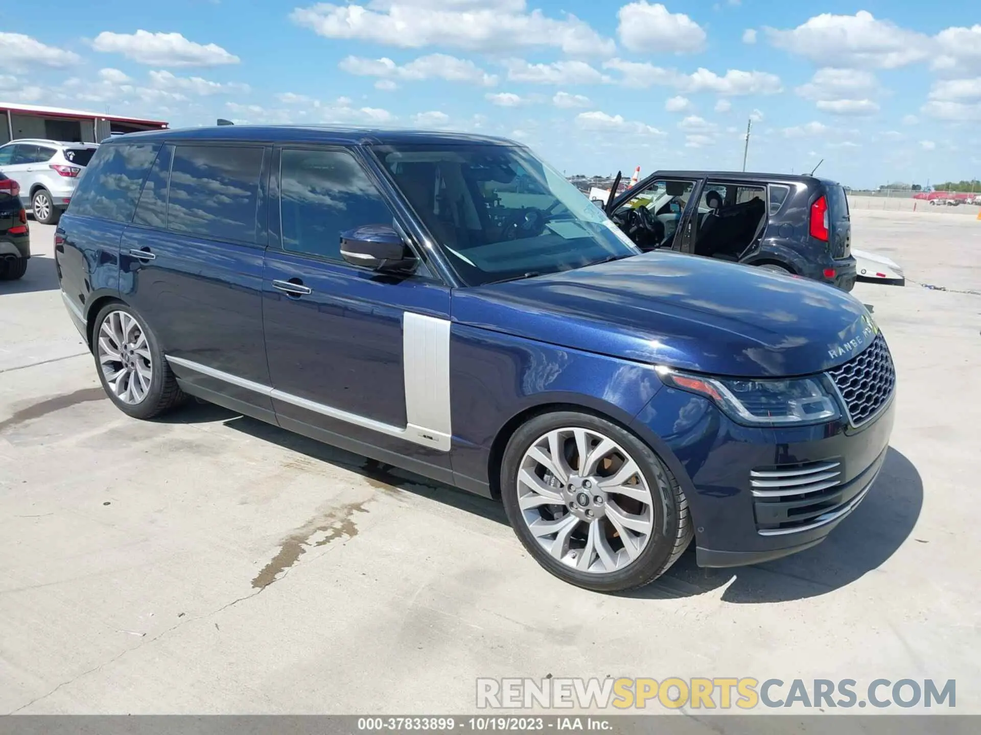 1 Photograph of a damaged car SALGV5RE6JA504424 LAND ROVER RANGE ROVER 2018