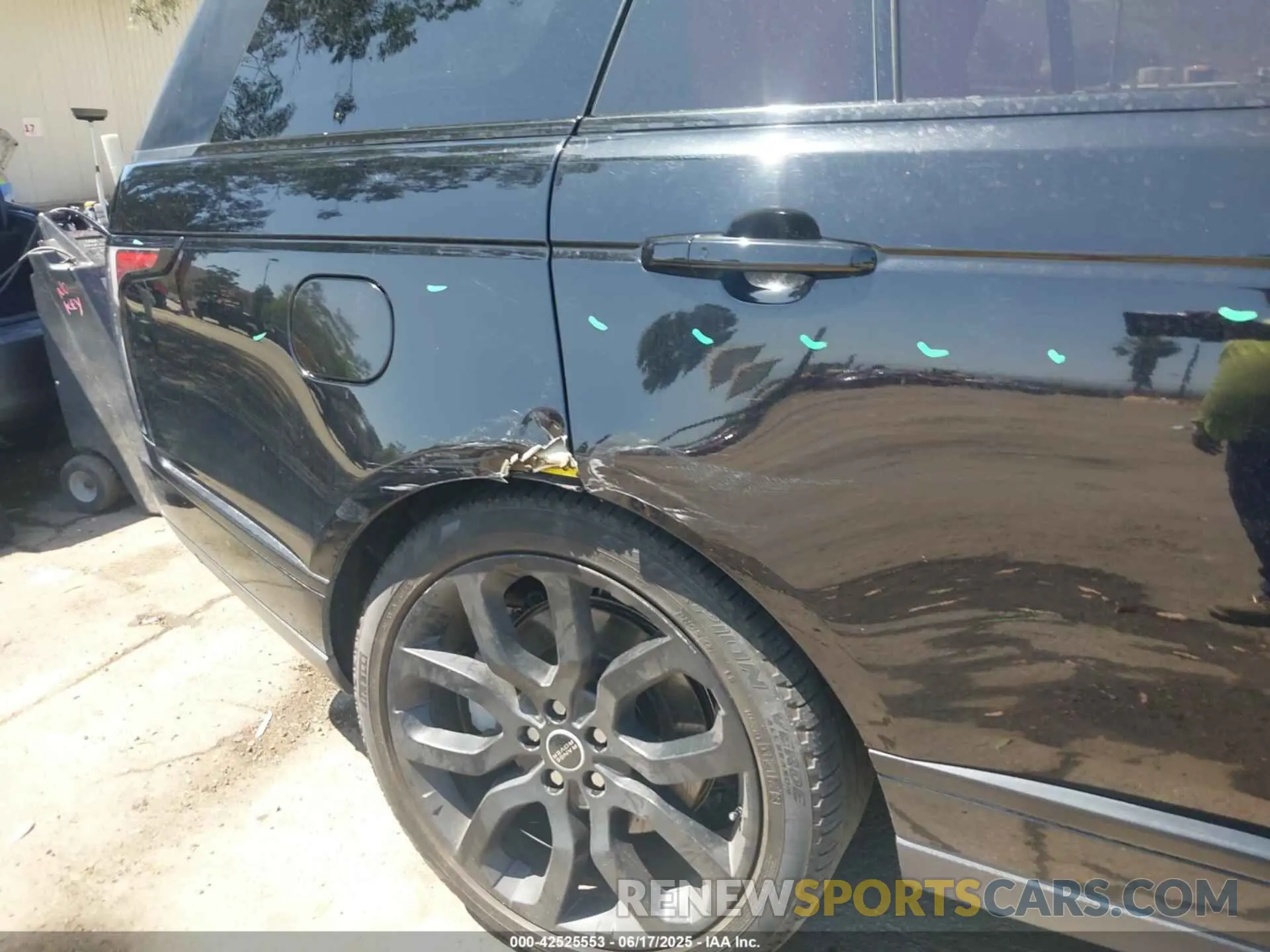 12 Photograph of a damaged car SALGS2RE3KA525210 LAND ROVER RANGE ROVER 2019