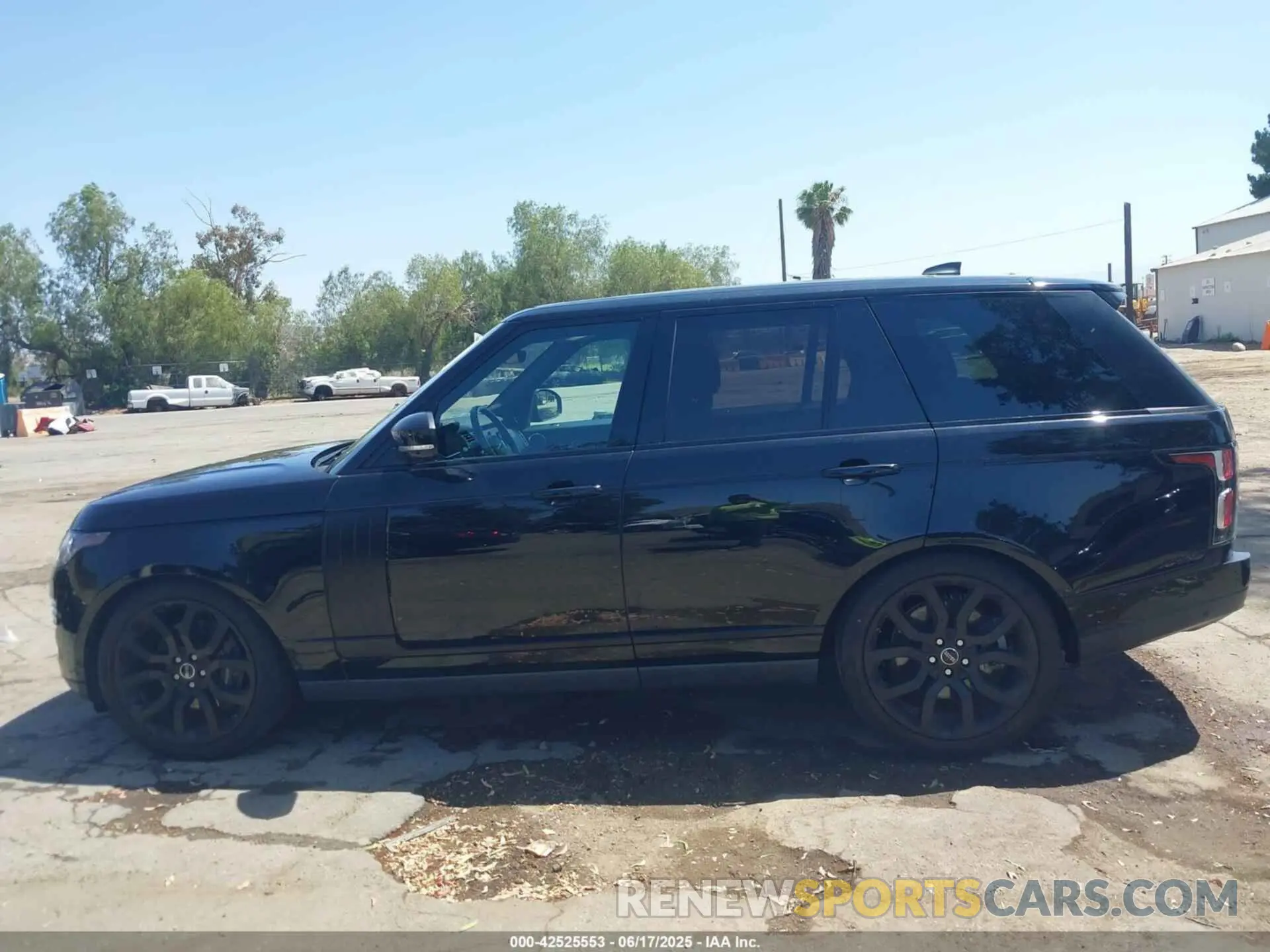 15 Photograph of a damaged car SALGS2RE3KA525210 LAND ROVER RANGE ROVER 2019