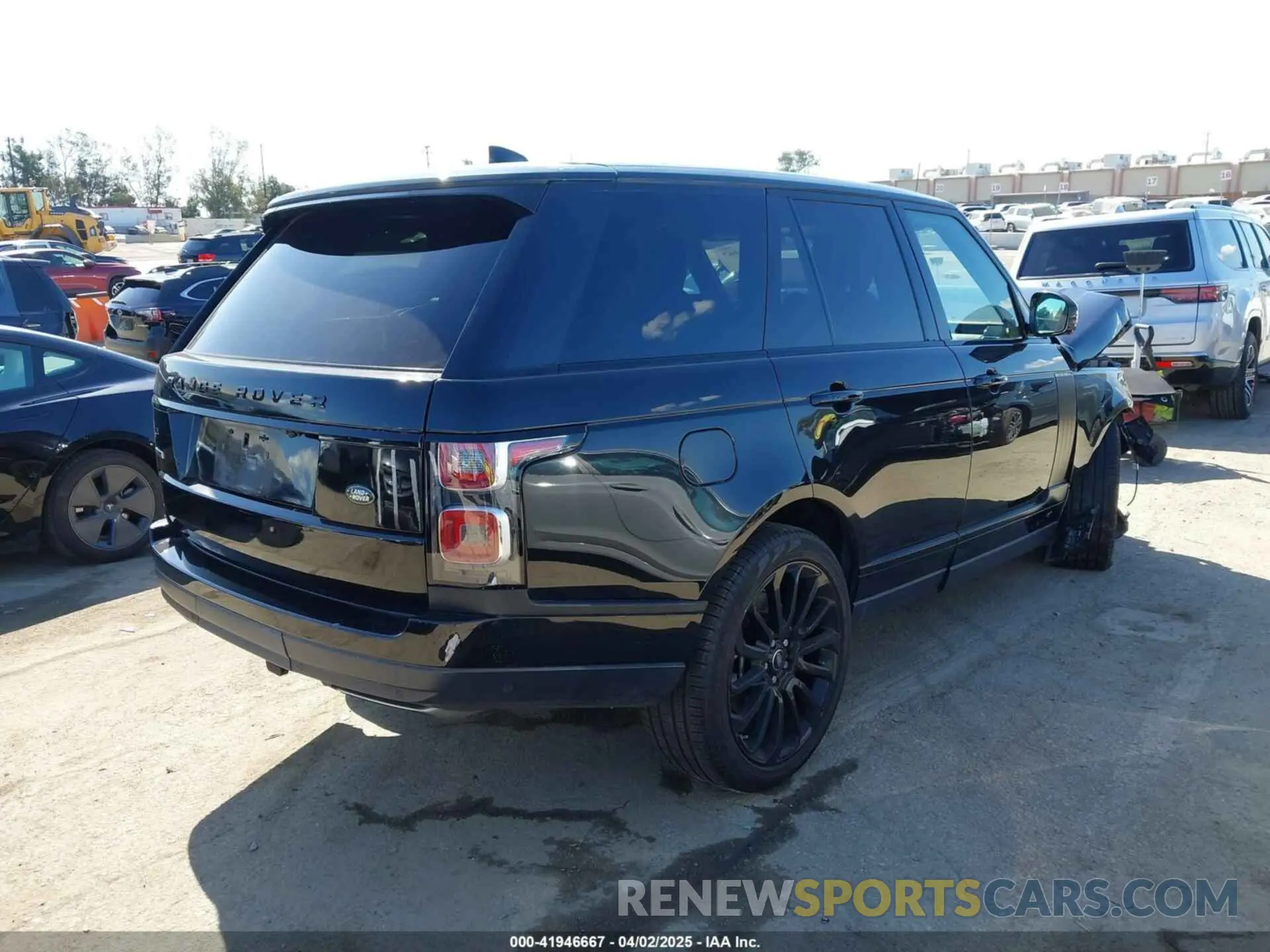 4 Photograph of a damaged car SALGS2RE4KA521117 LAND ROVER RANGE ROVER 2019