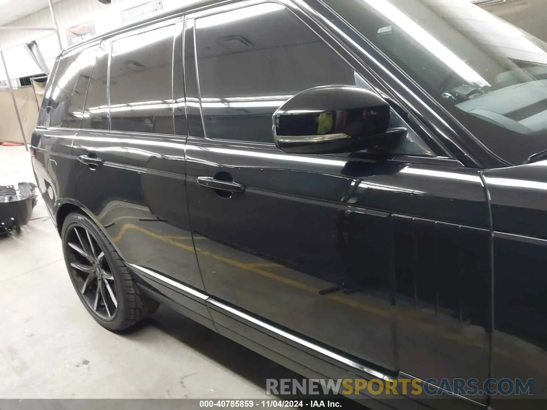 13 Photograph of a damaged car SALGS2RE4KA530786 LAND ROVER RANGE ROVER 2019