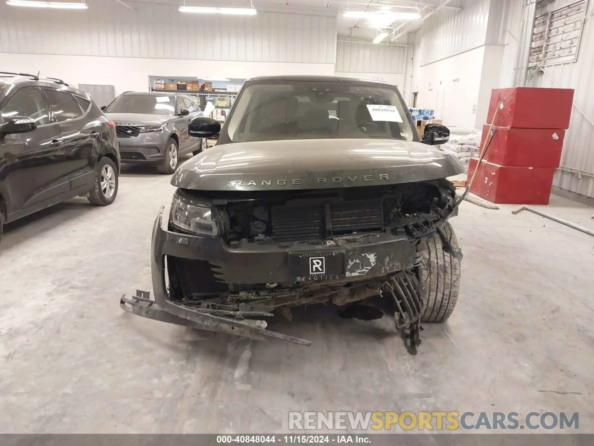 11 Photograph of a damaged car SALGS2RE5KA560508 LAND ROVER RANGE ROVER 2019