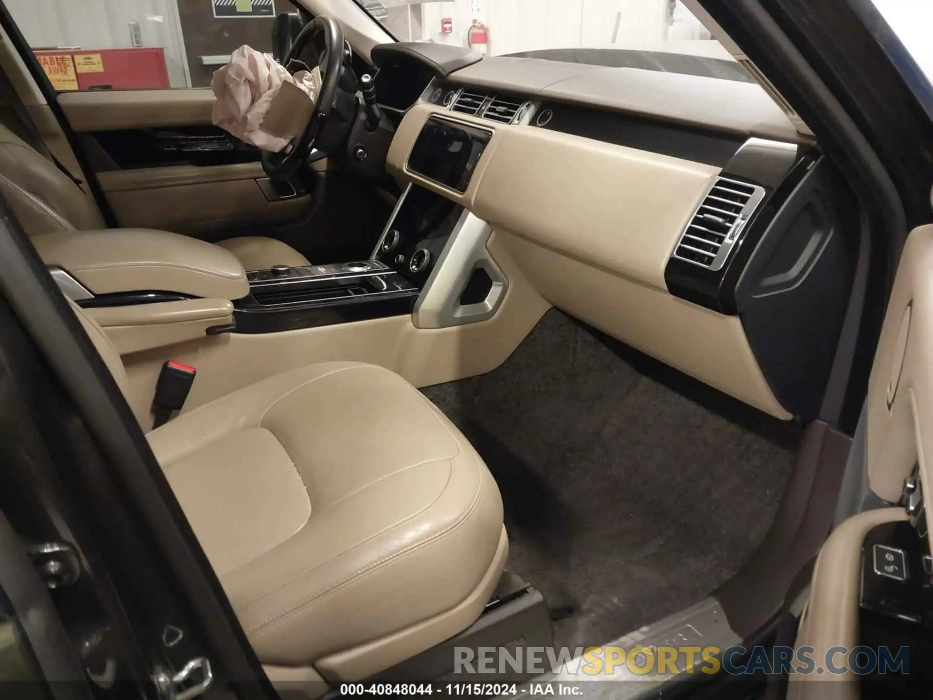 5 Photograph of a damaged car SALGS2RE5KA560508 LAND ROVER RANGE ROVER 2019