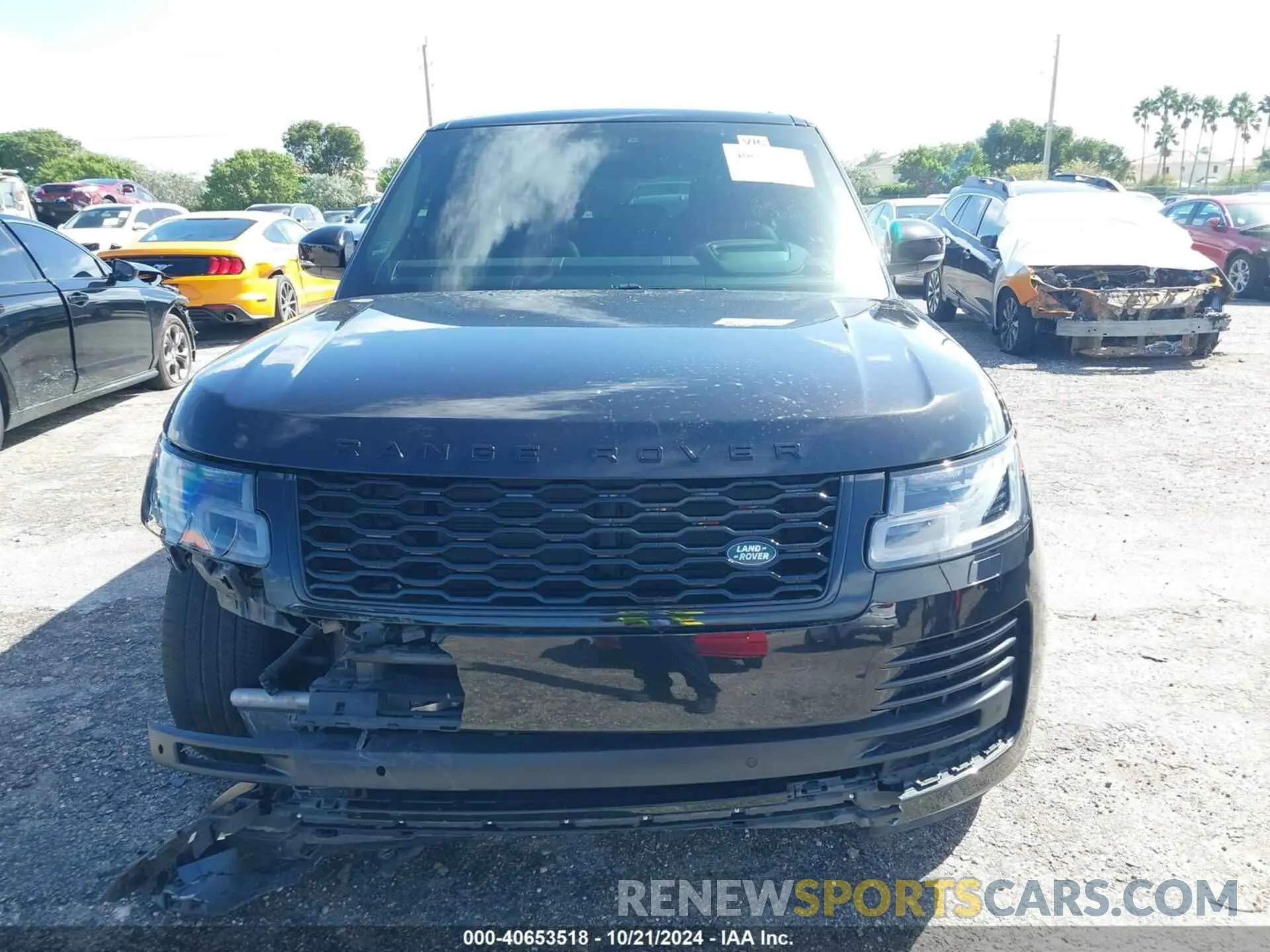 11 Photograph of a damaged car SALGS2RE6KA525766 LAND ROVER RANGE ROVER 2019