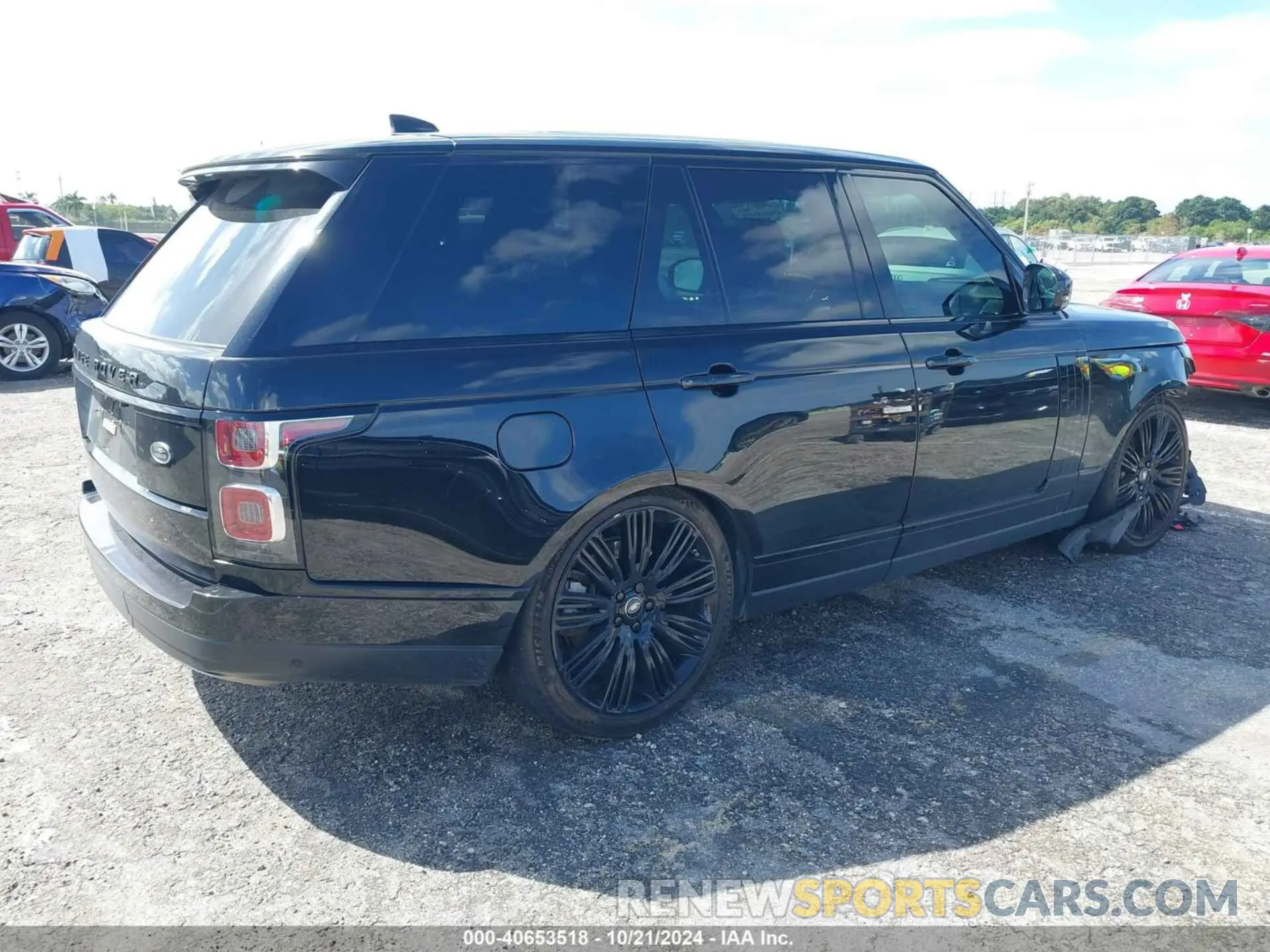 4 Photograph of a damaged car SALGS2RE6KA525766 LAND ROVER RANGE ROVER 2019